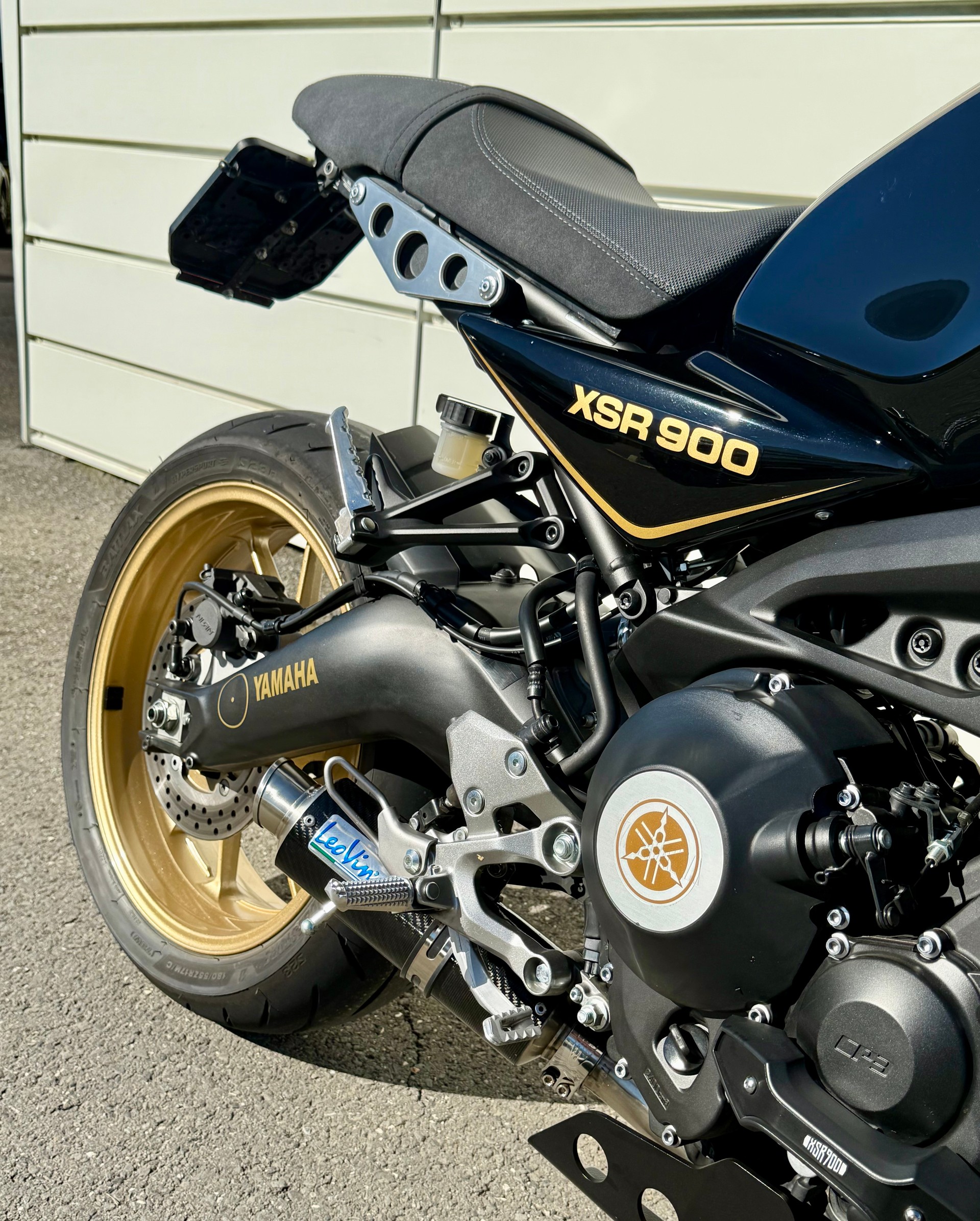 YAMAHA XSR 900-image-5