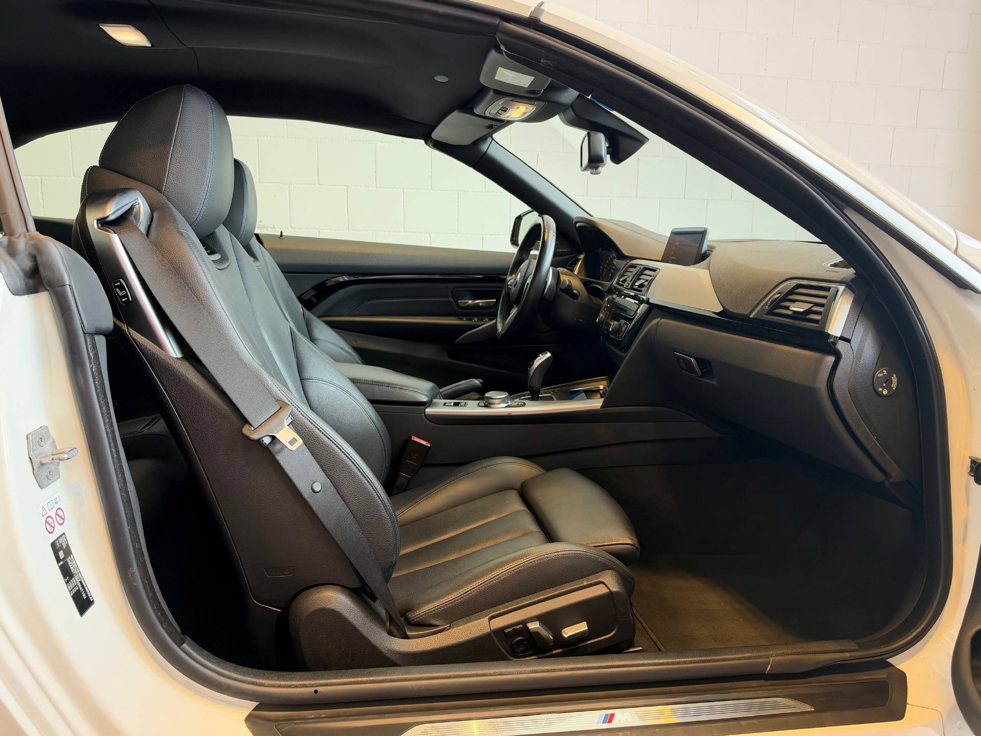 BMW 435d xDrive SAG Cabrio-image-15