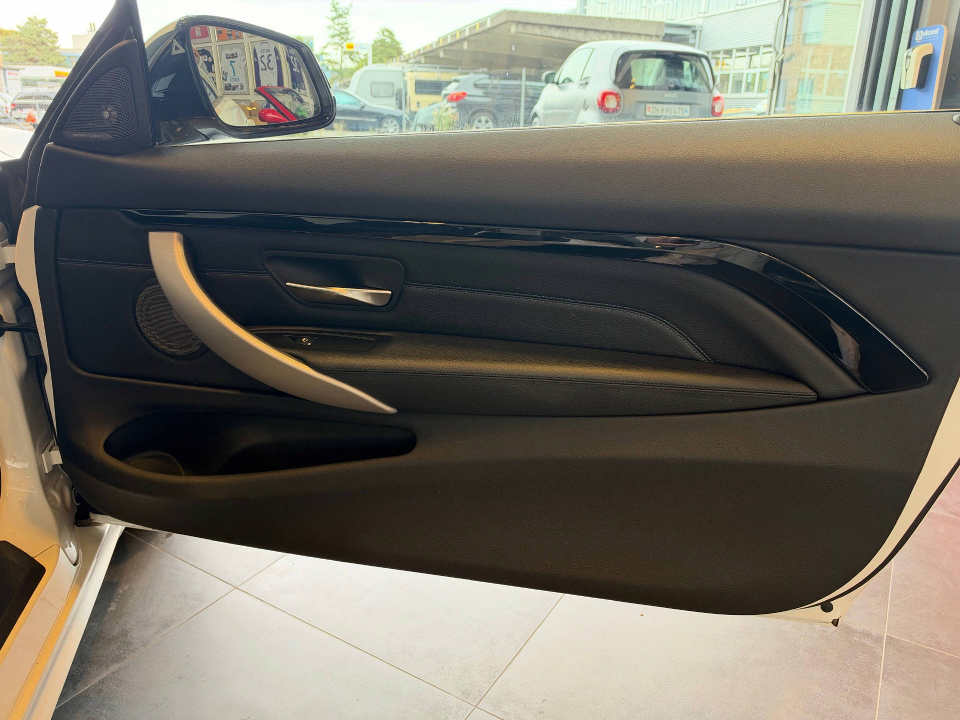 BMW 435d xDrive SAG Cabrio-image-14