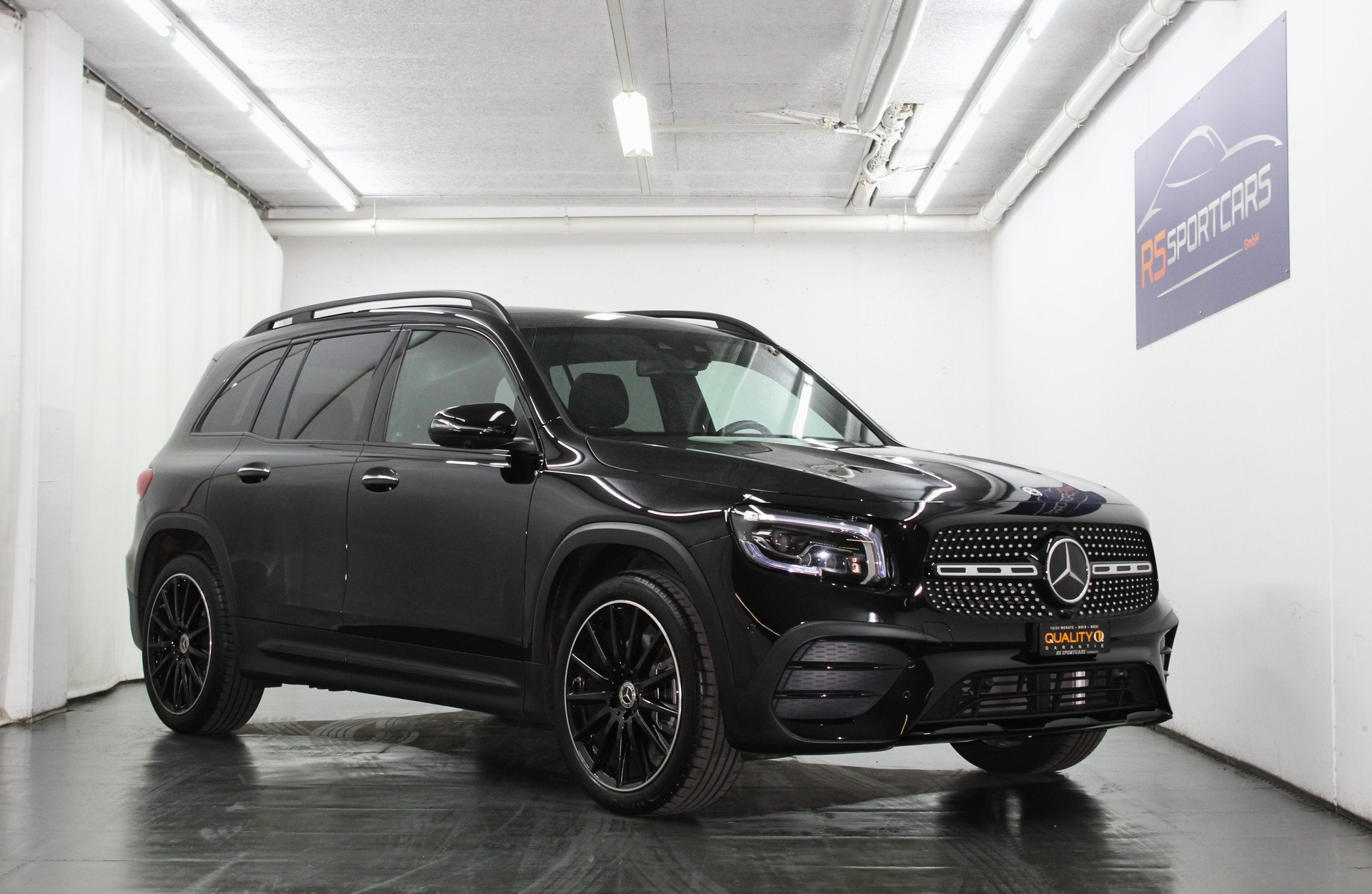 MERCEDES-BENZ GLB 250 4Matic AMG Line 8G-Tronic / AMG Night-Paket / Premium-Plus-Paket / AHK / CH-Fahrzeug