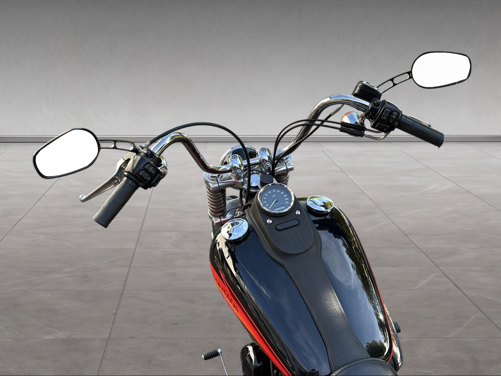 HARLEY-DAVIDSON FXDB Dyna Street Bob ABS-image-3