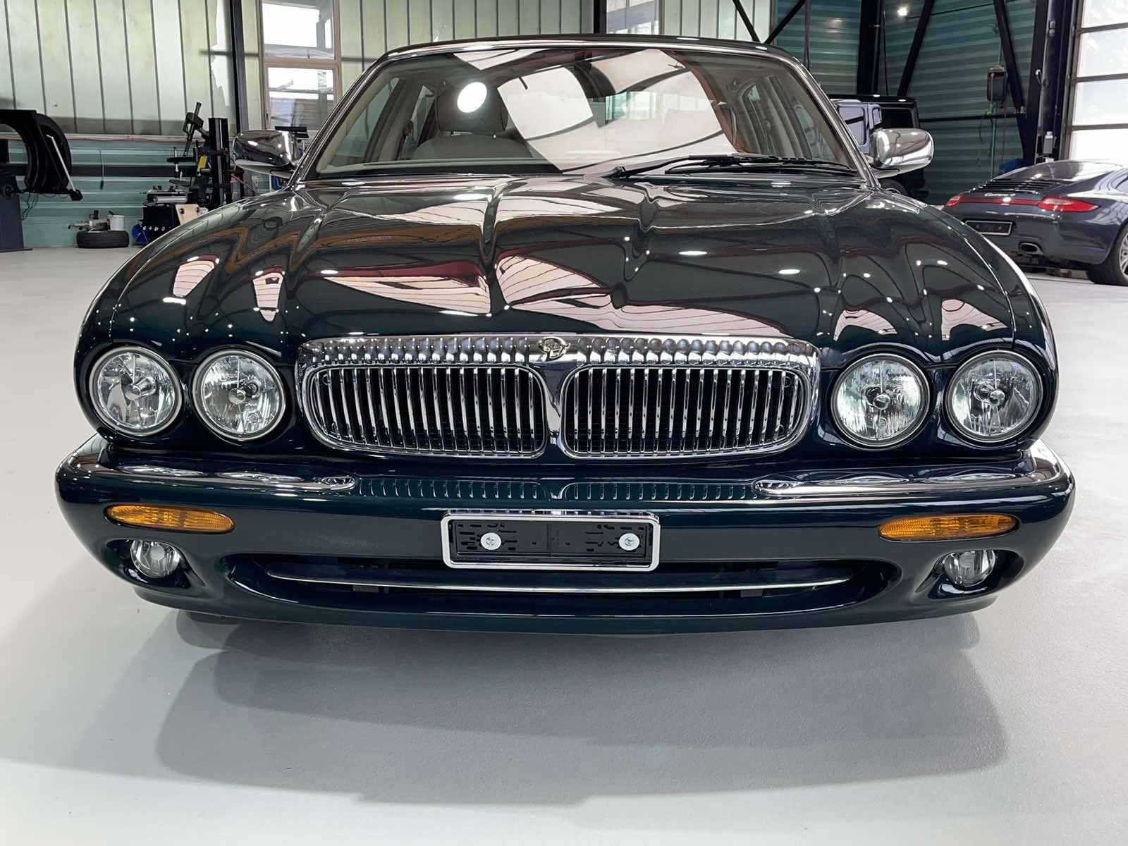 DAIMLER V8 4.0 Langversion restauriert Neuzustand!-image-4