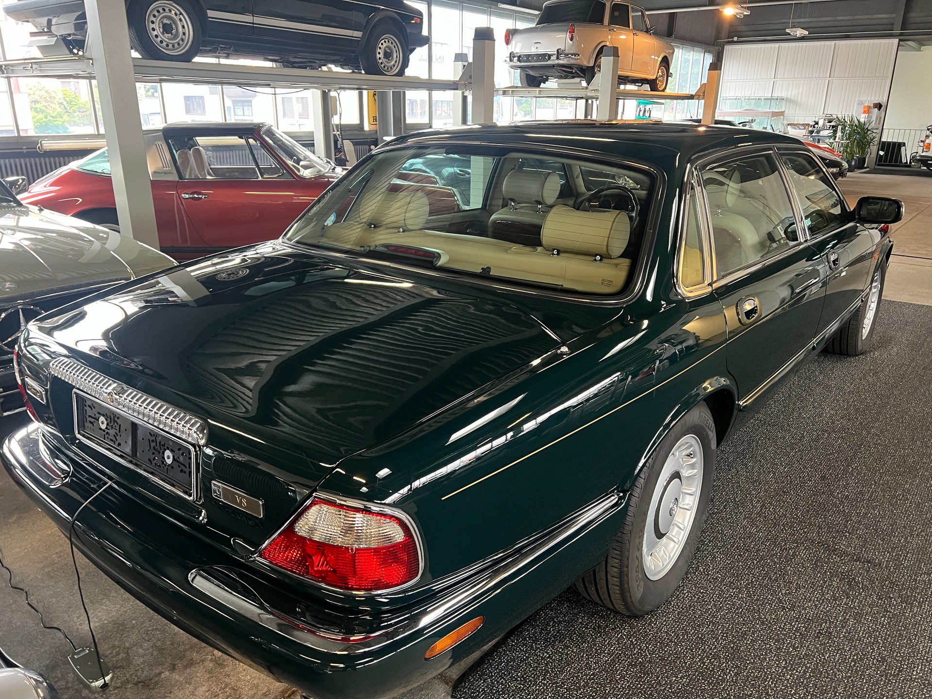 DAIMLER V8 4.0 Langversion restauriert Neuzustand!-image-12