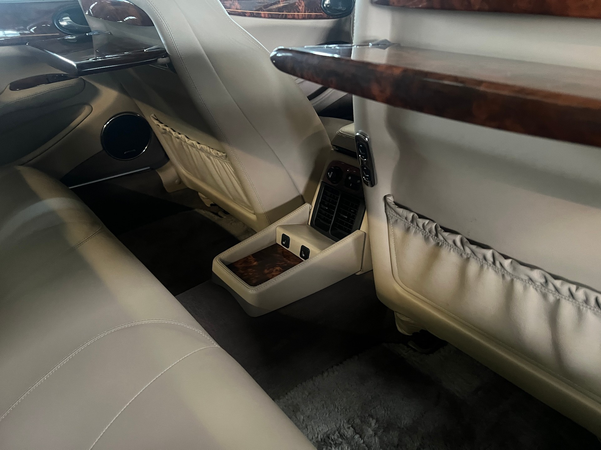 DAIMLER V8 4.0 Langversion restauriert Neuzustand!-image-11