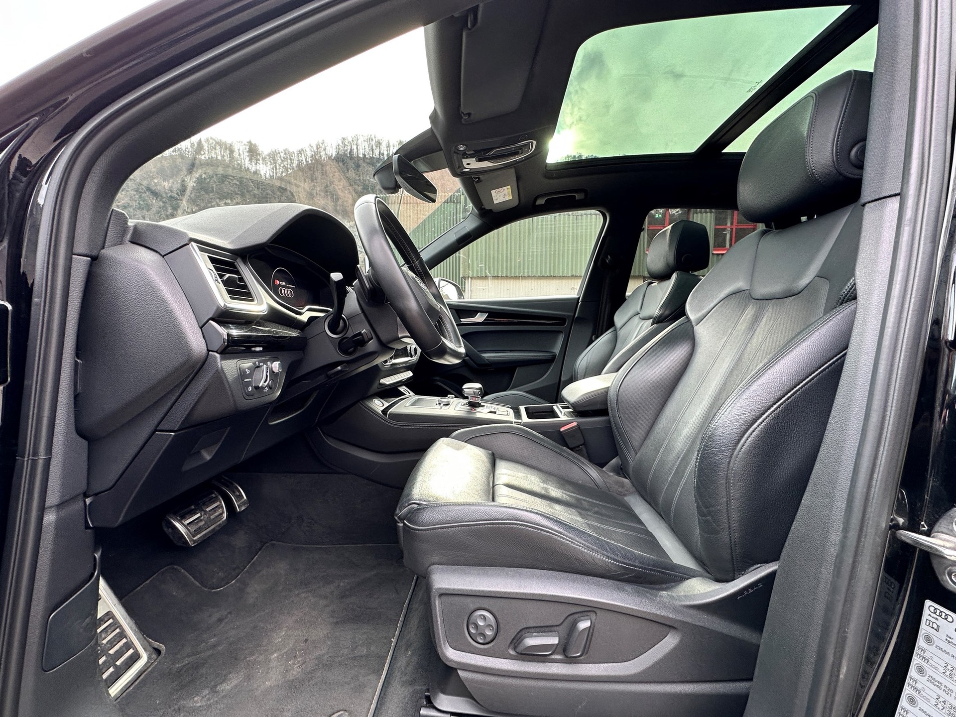 AUDI SQ5 3.0 TFSI quattro S-tronic-image-10