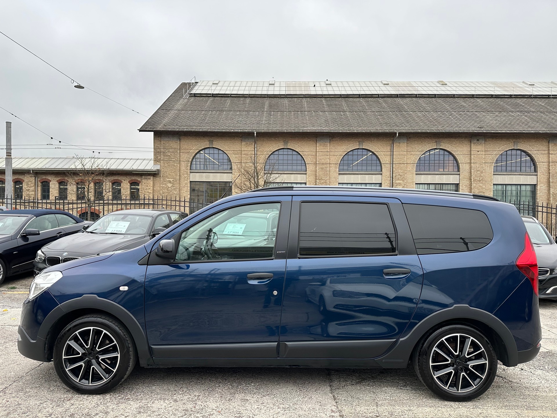 DACIA Lodgy 1.5 dCi Stepway Unlimited 5PL-showroom-element-3