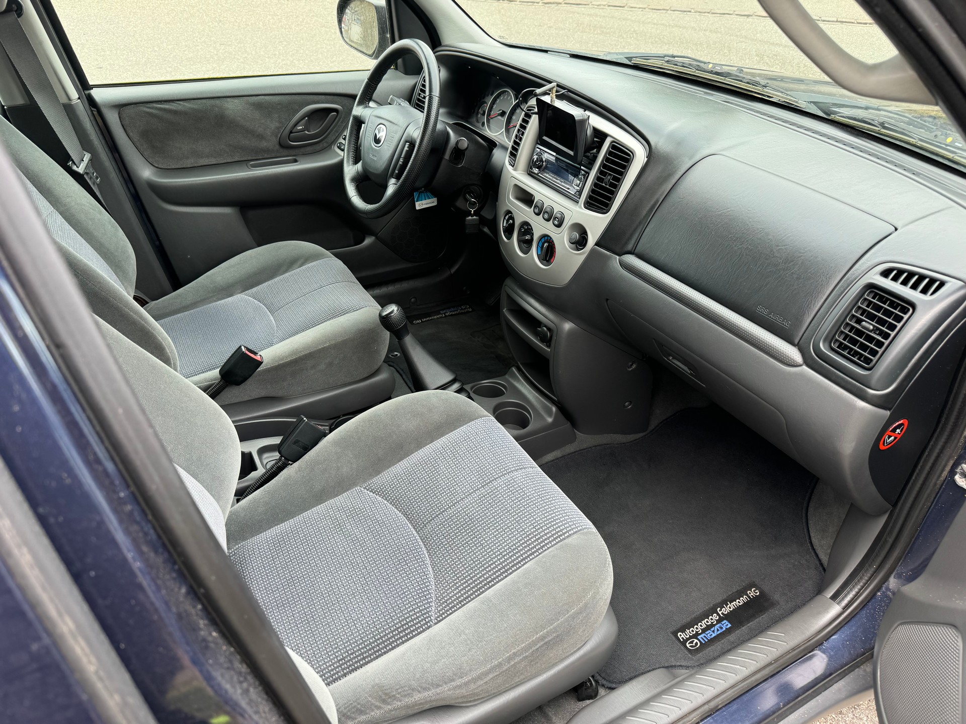MAZDA Tribute 2.0 16V Comfort-image-7
