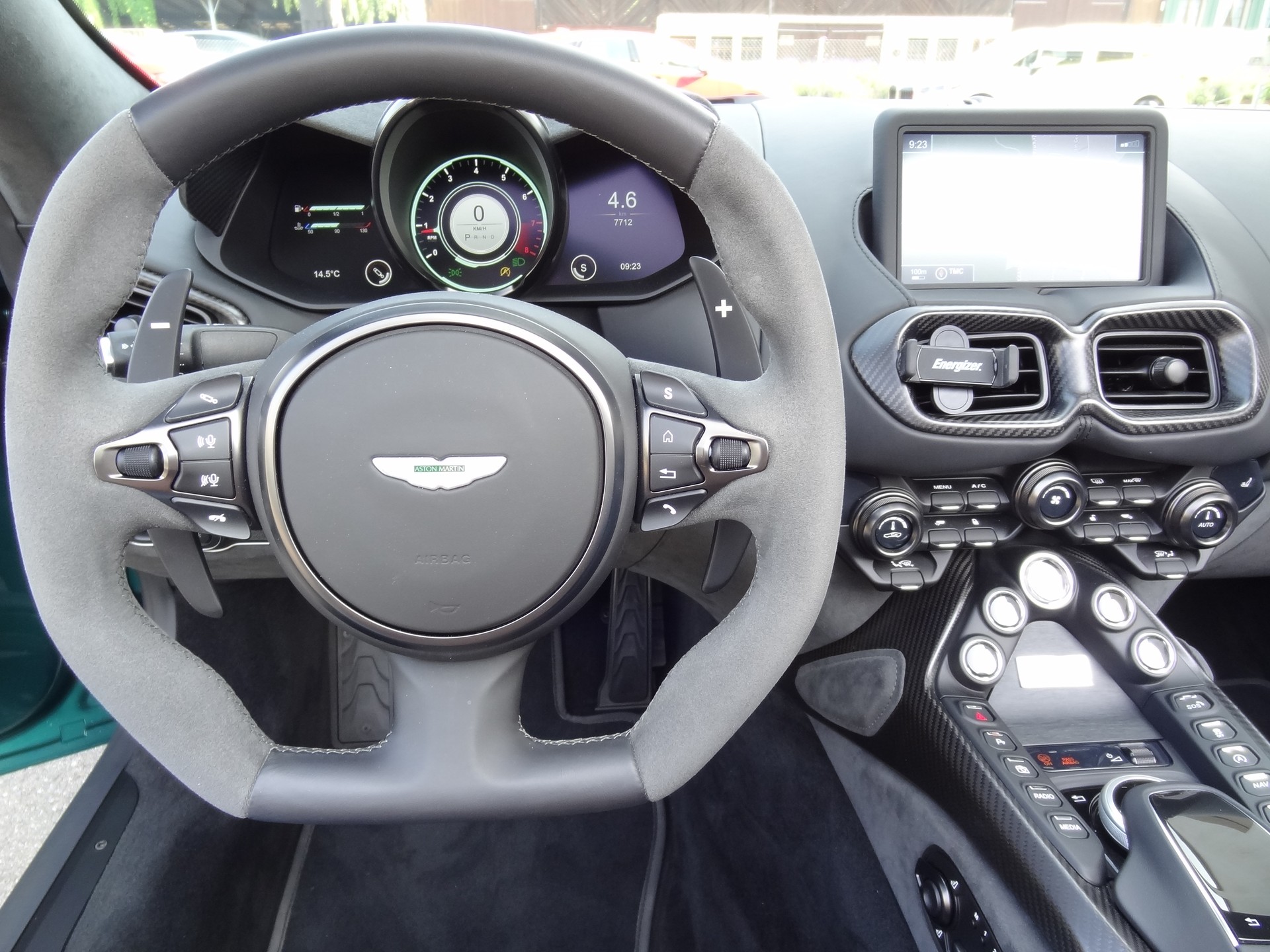 ASTON MARTIN Roadster F1-image-9