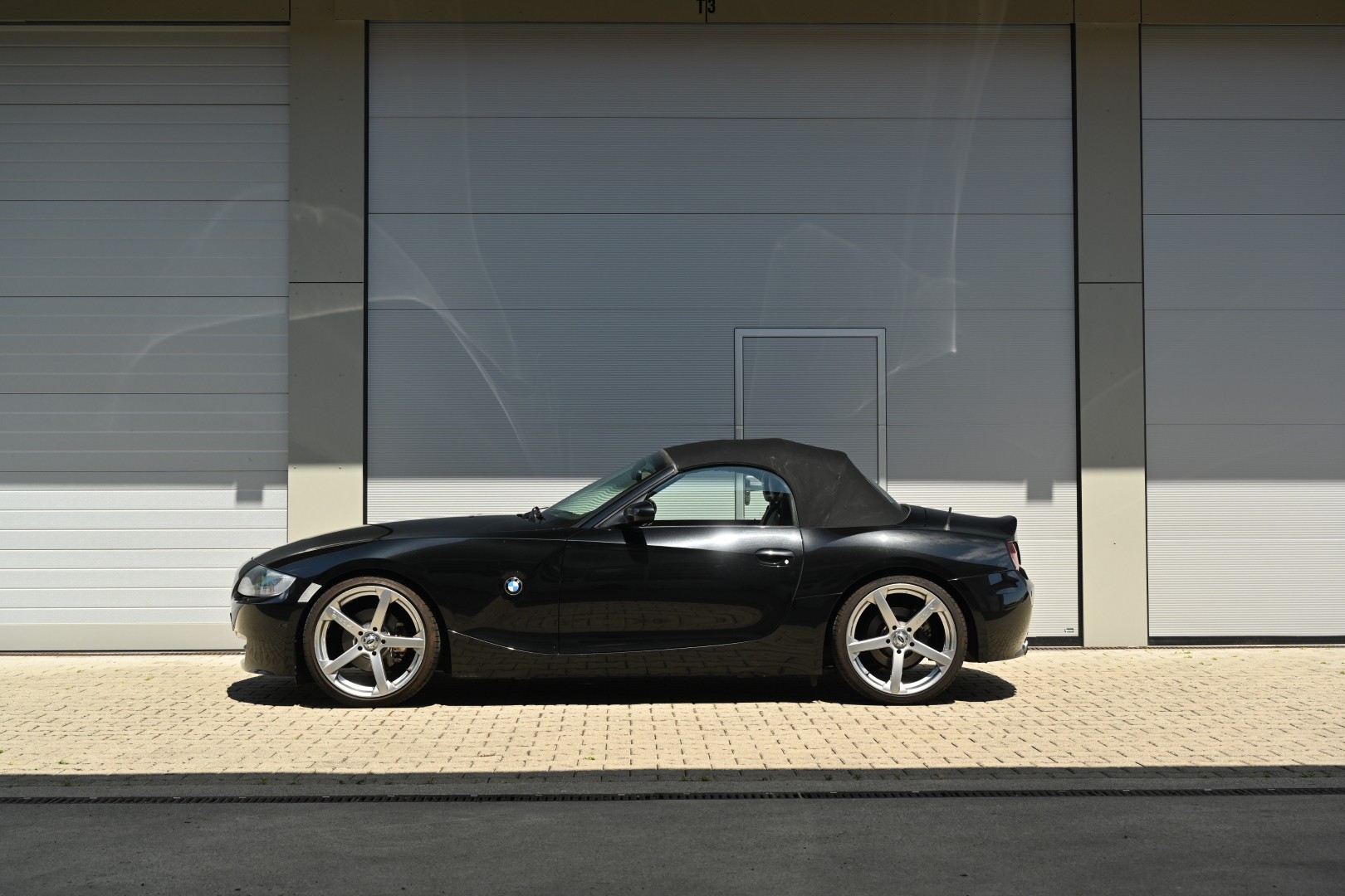 BMW Z4 2.5si Roadster-image-4