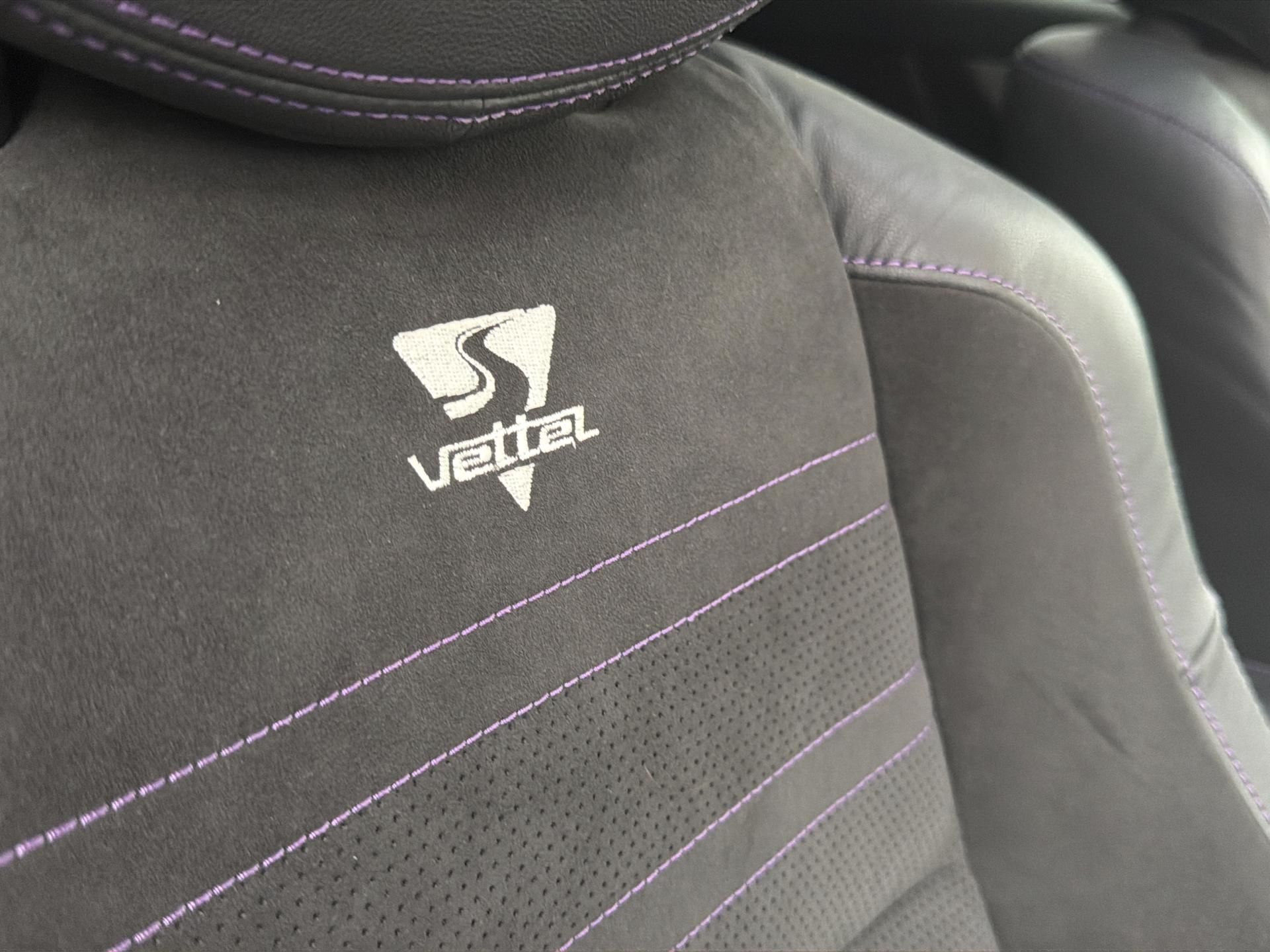INFINITI FX 50 S Vettel Edition Nr.1 AWD Automatic-image-11