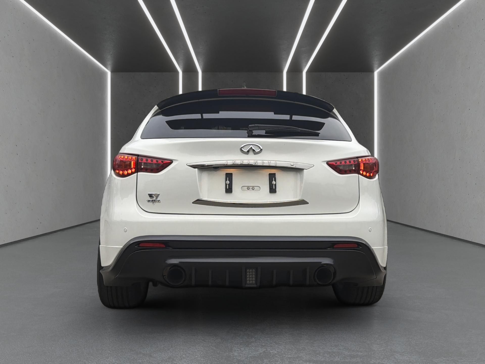 INFINITI FX 50 S Vettel Edition Nr.1 AWD Automatic-image-4