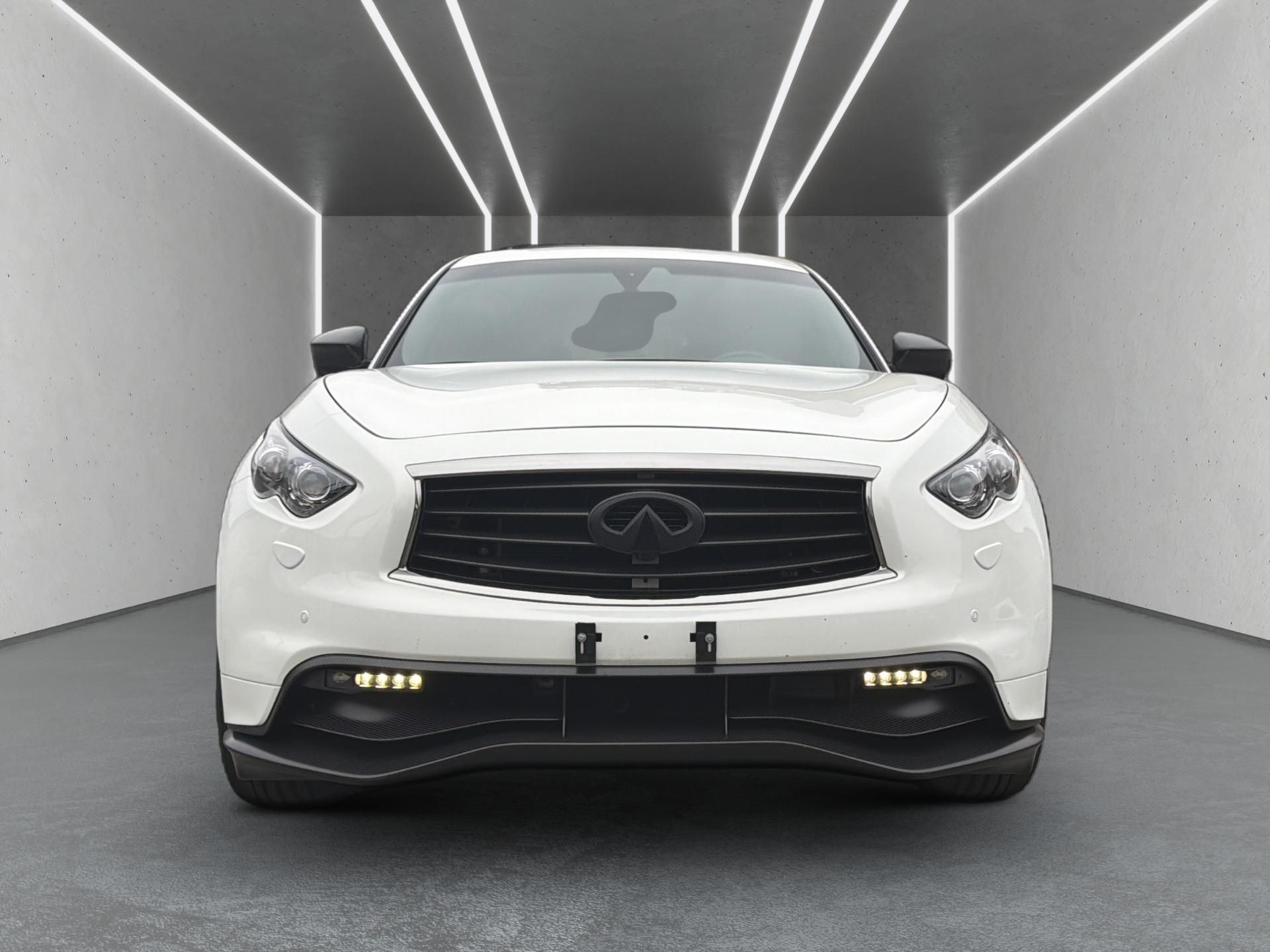INFINITI FX 50 S Vettel Edition Nr.1 AWD Automatic-image-8