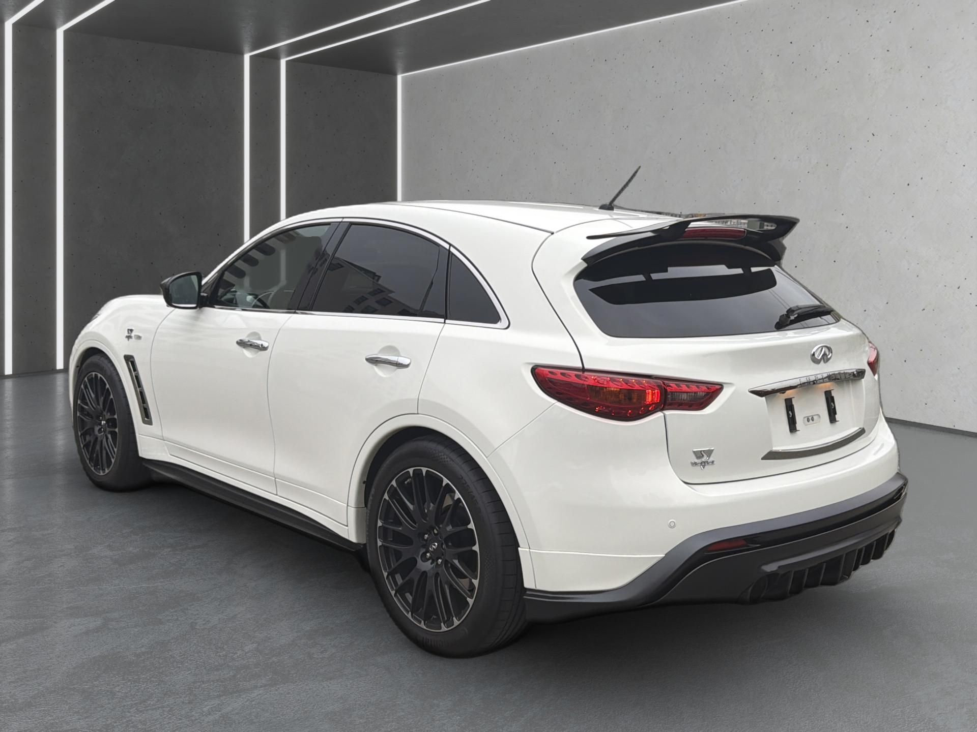 INFINITI FX 50 S Vettel Edition Nr.1 AWD Automatic-showroom-element-3