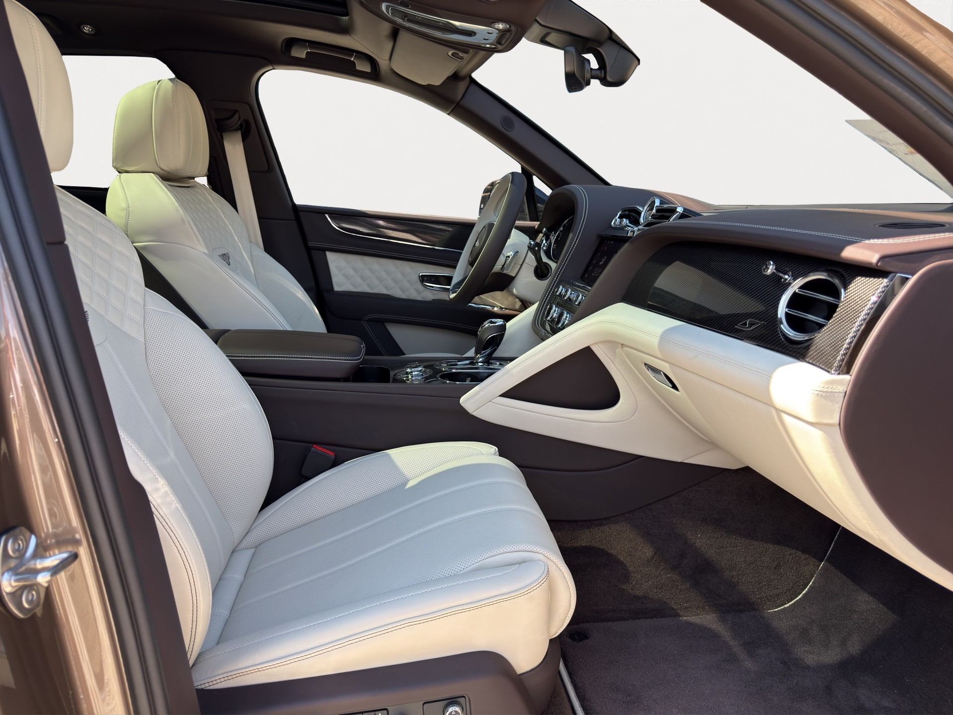 BENTLEY Bentayga V6 Hybrid-image-10