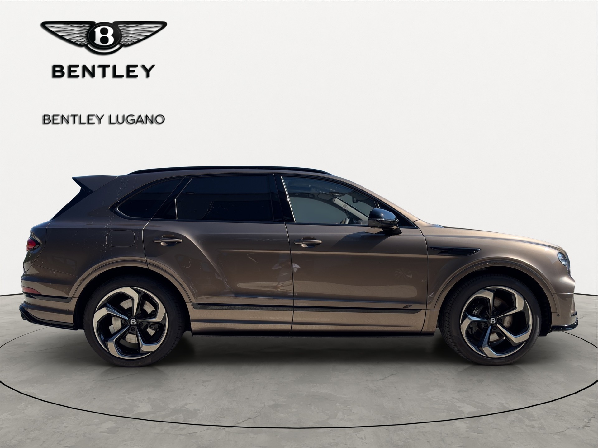 BENTLEY Bentayga V6 Hybrid-showroom-element-2
