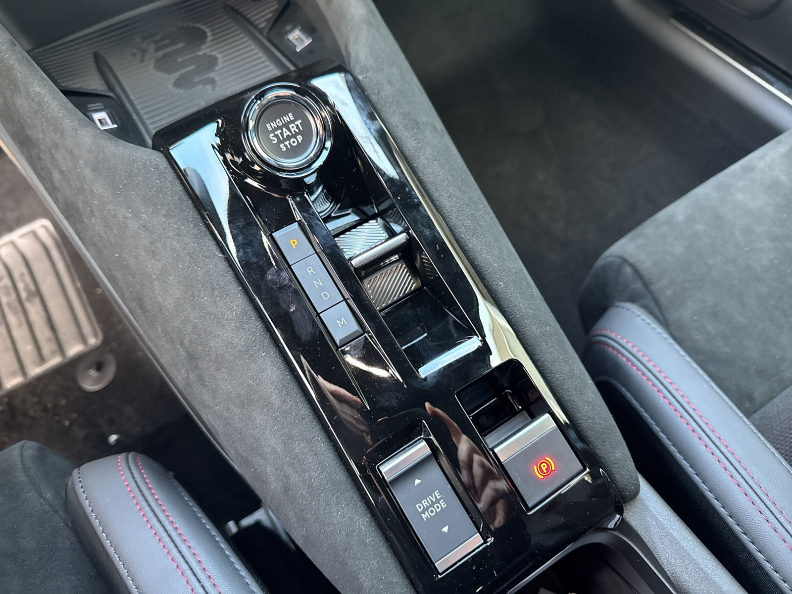 ALFA ROMEO Junior 1.2 Ibrida Speciale Tech.-Sport-image-15