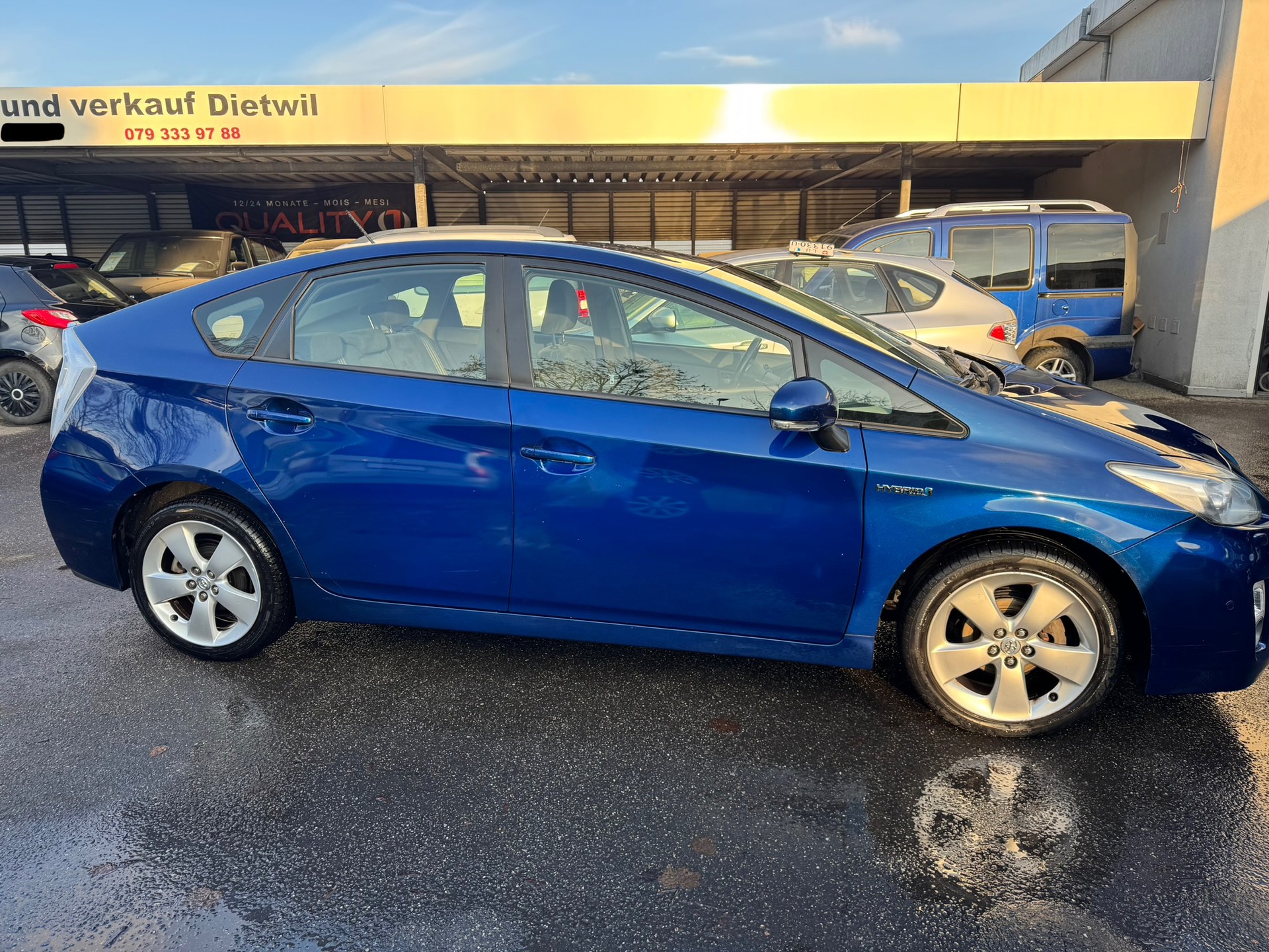 TOYOTA Prius 1.8 16V HSD Sol Premium-image-4