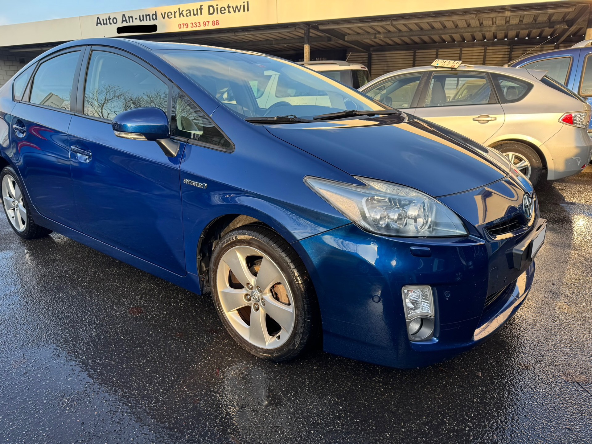 TOYOTA Prius 1.8 16V HSD Sol Premium-image-1