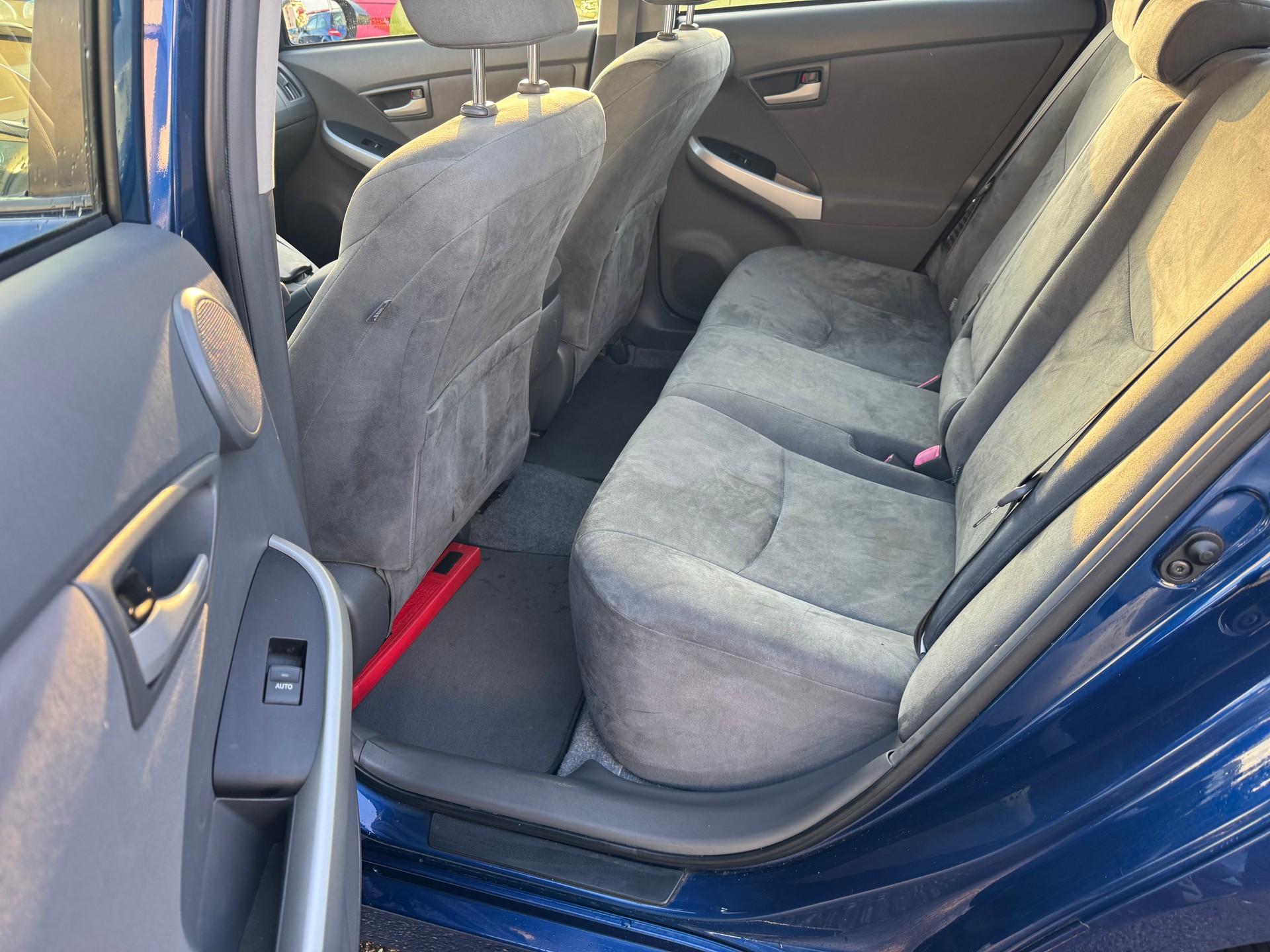 TOYOTA Prius 1.8 16V HSD Sol Premium-image-11