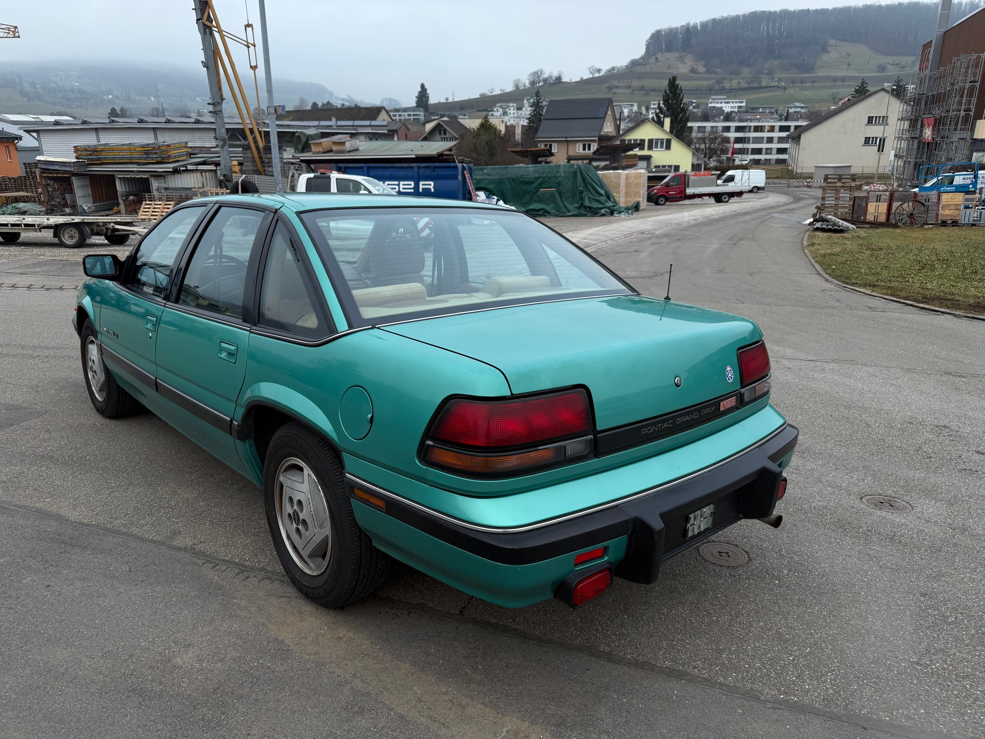 PONTIAC Grand-Prix 3.1 LE-image-3