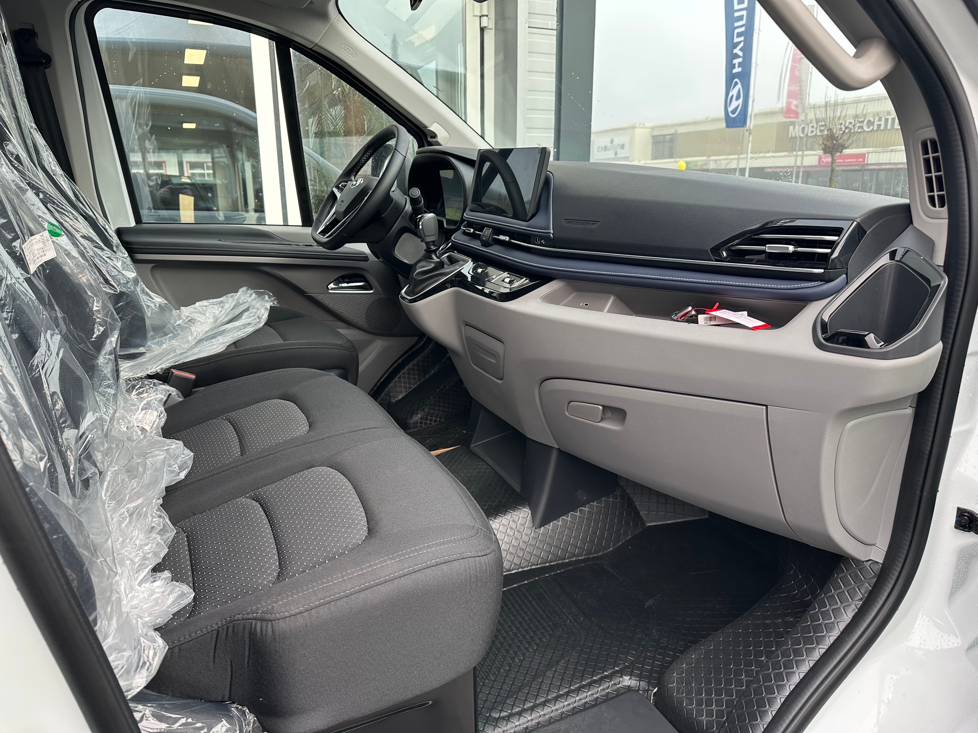 MAXUS Deliver 7 2.0D L2H1-image-10