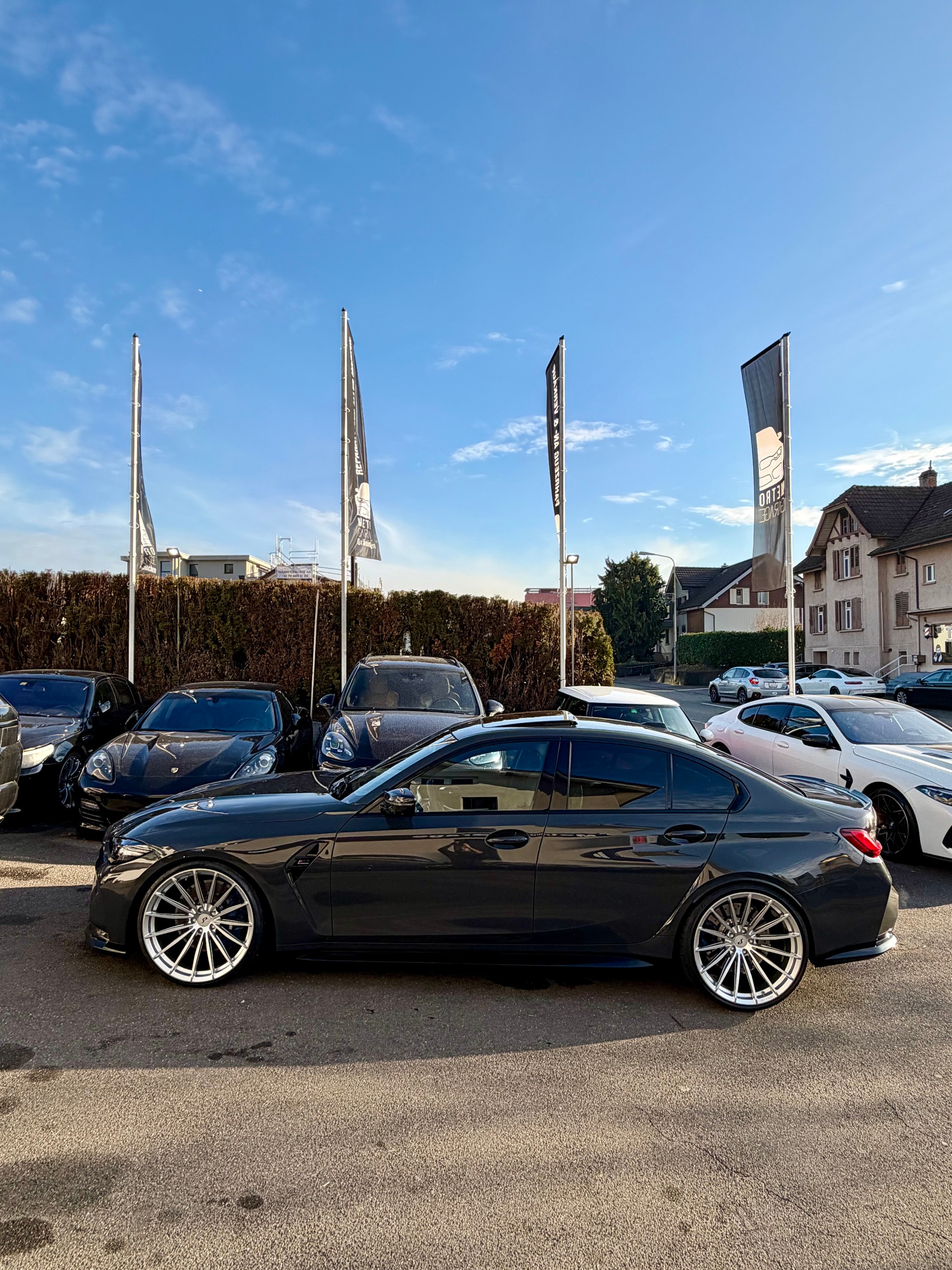 BMW M3 Competition-showroom-element-1