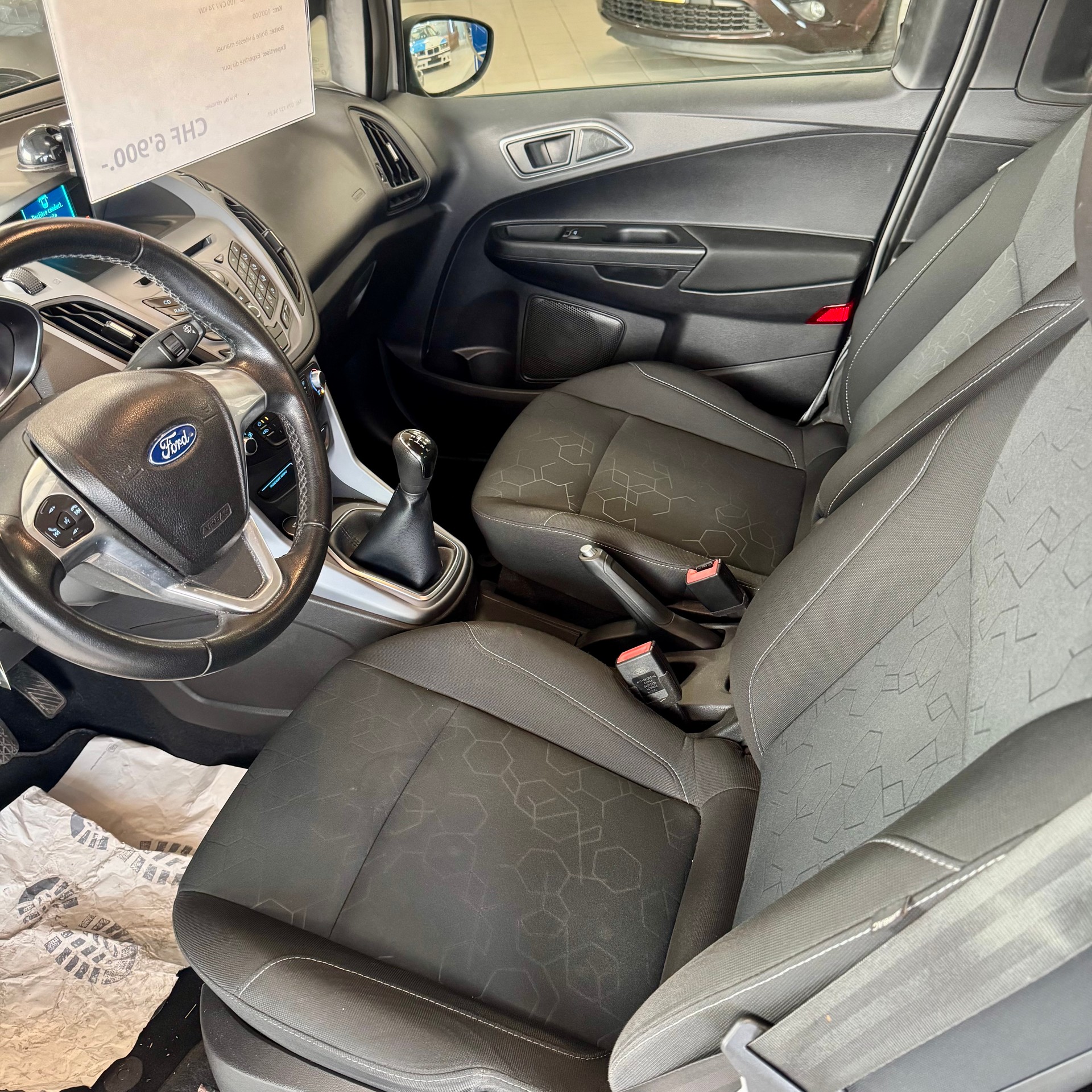 FORD B-Max 1.0 SCTi Titanium-image-7