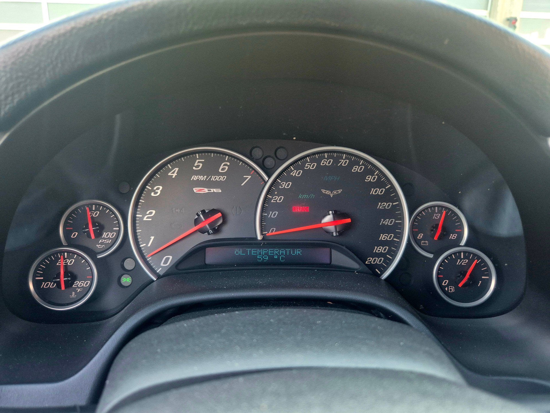 CHEVROLET Corvette Z06-image-13