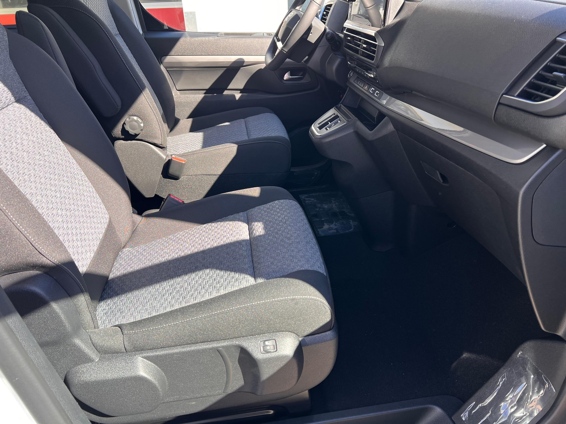 TOYOTA PROACE Verso L1 2.2 D Trend-image-12