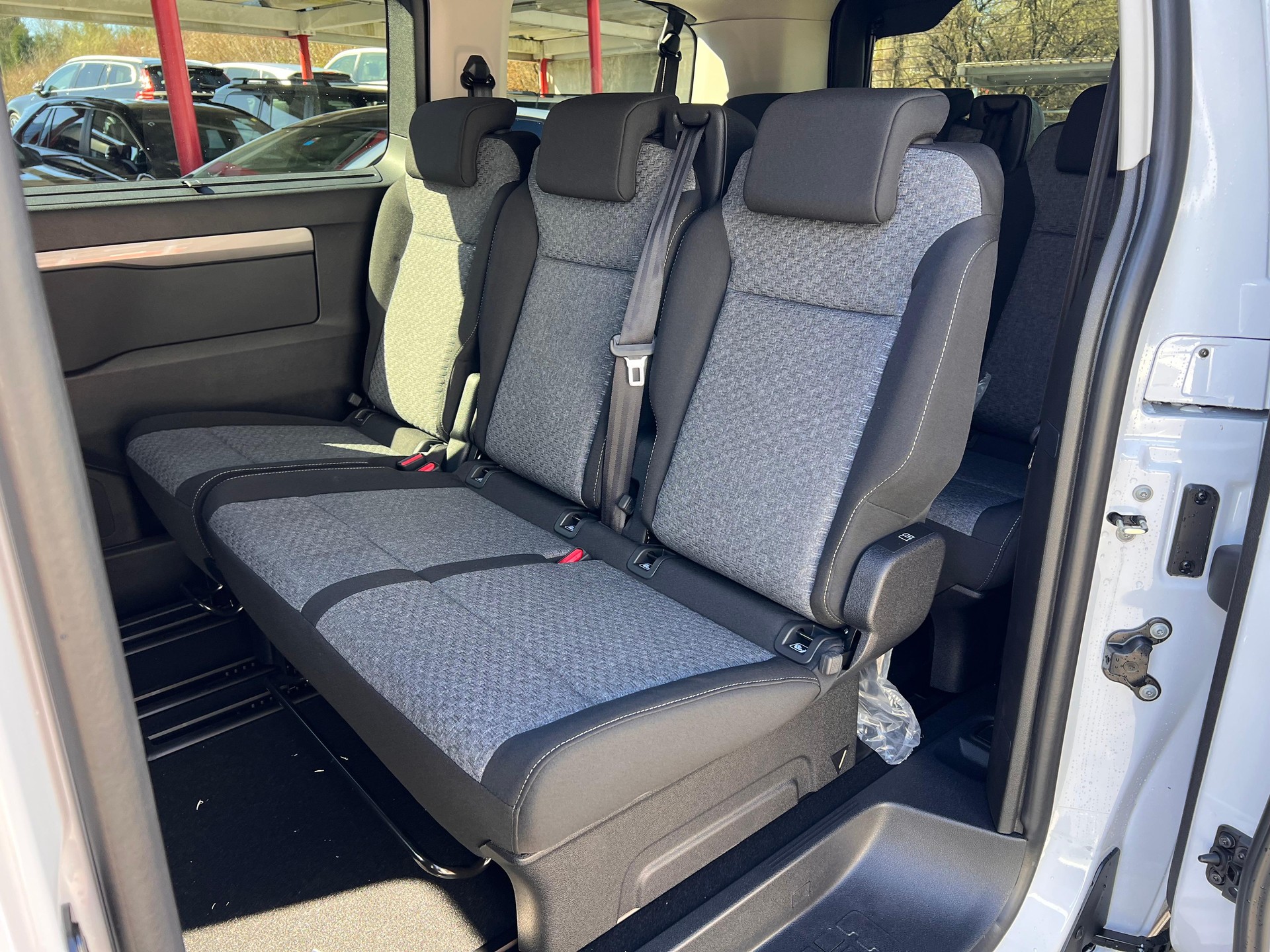TOYOTA PROACE Verso L1 2.2 D Trend-image-10