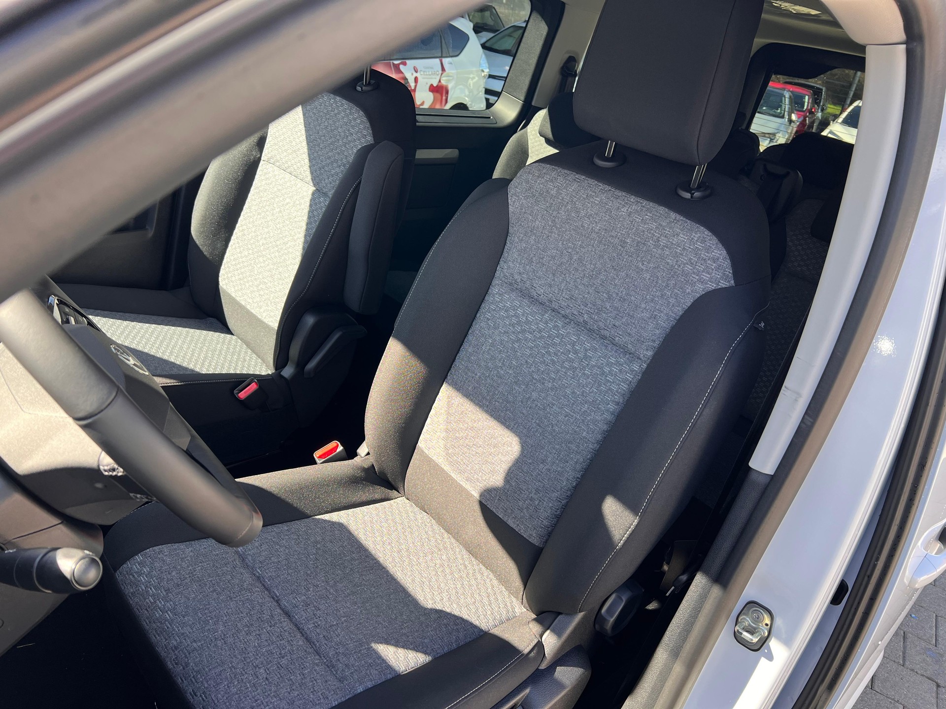 TOYOTA PROACE Verso L1 2.2 D Trend-image-9