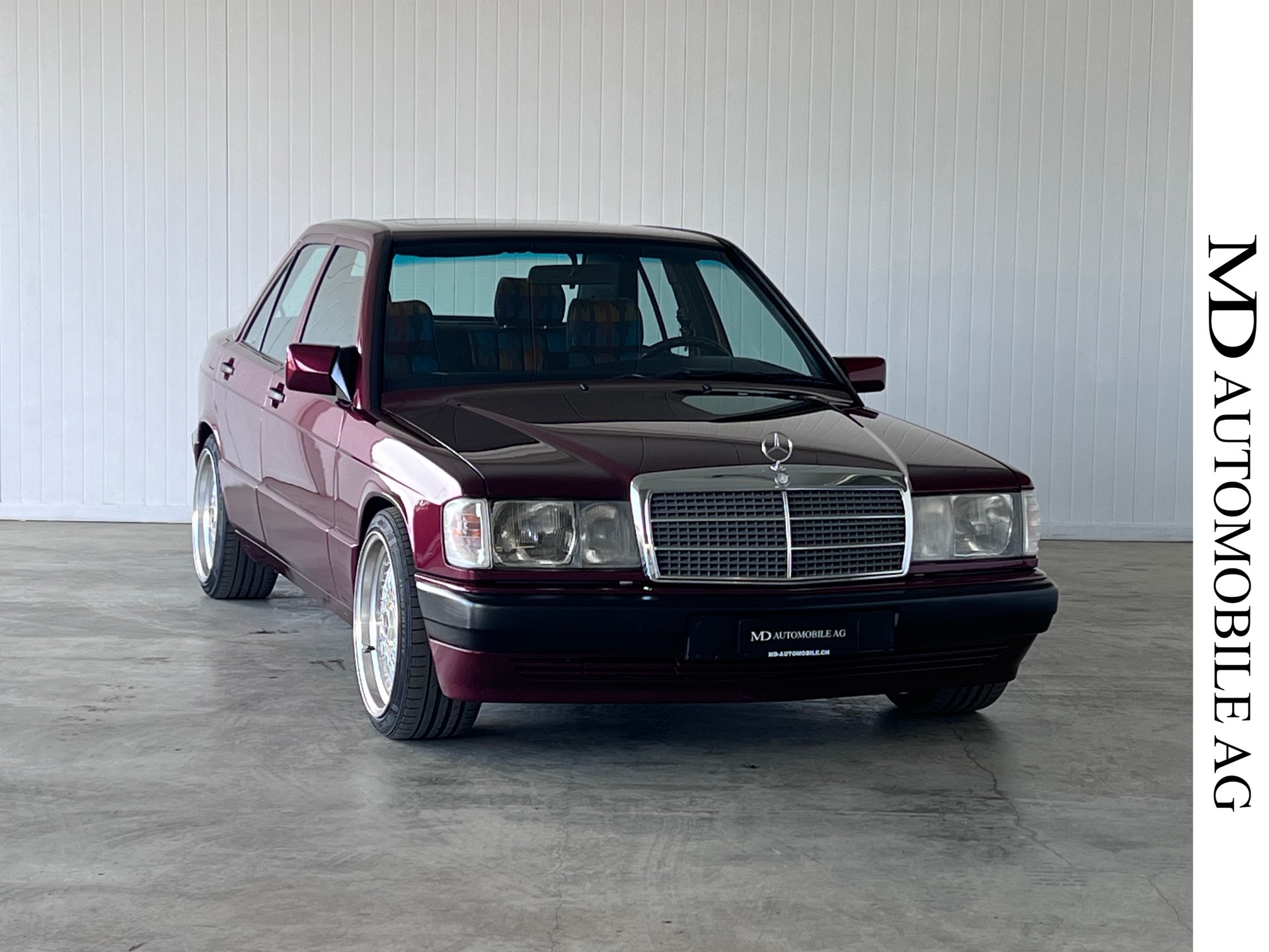 MERCEDES-BENZ 190 E 1.8 Avantgarde Rosso Nr. 45/280