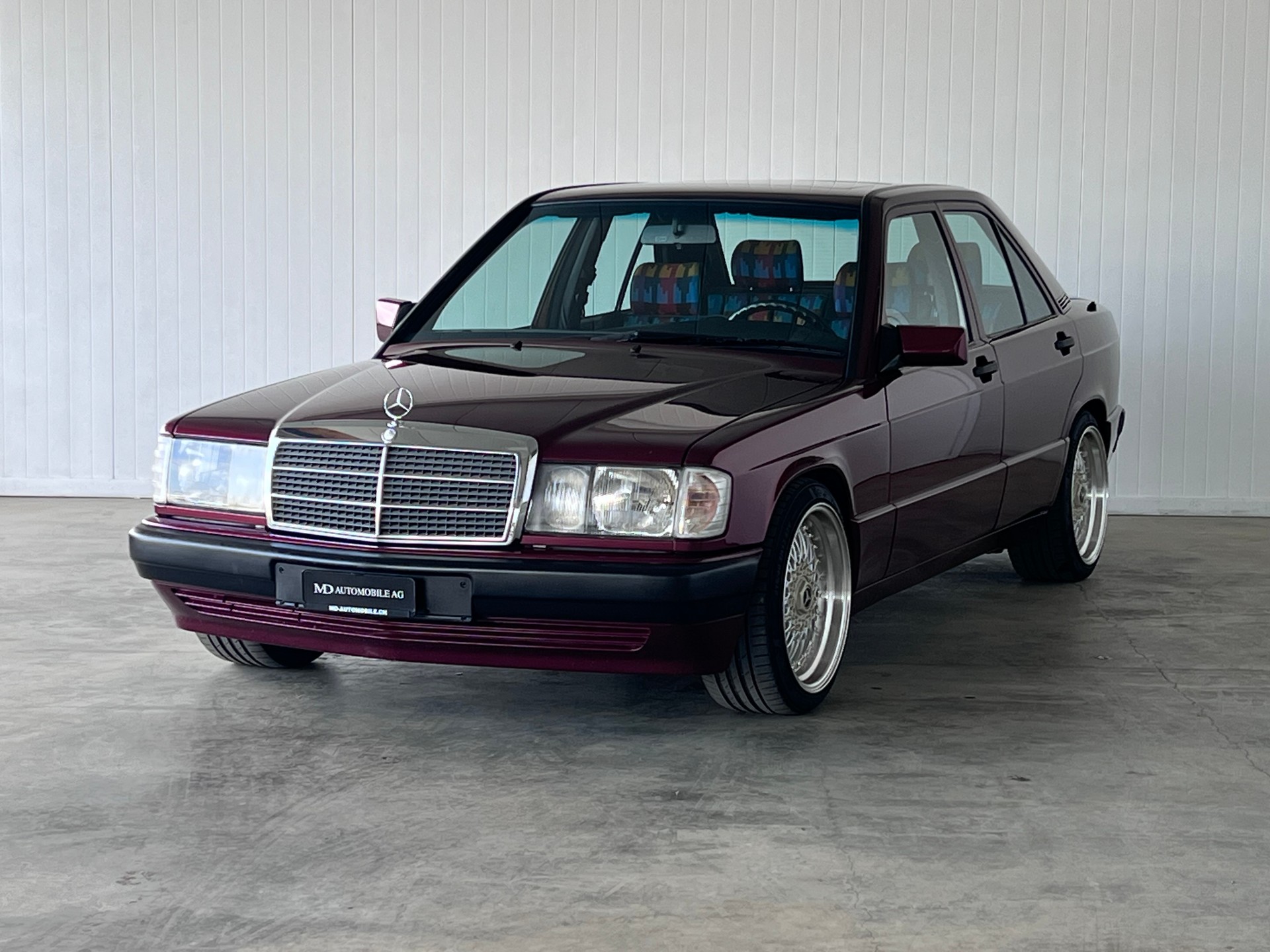MERCEDES-BENZ 190 E 1.8 Avantgarde Rosso Nr. 45/280-image-5