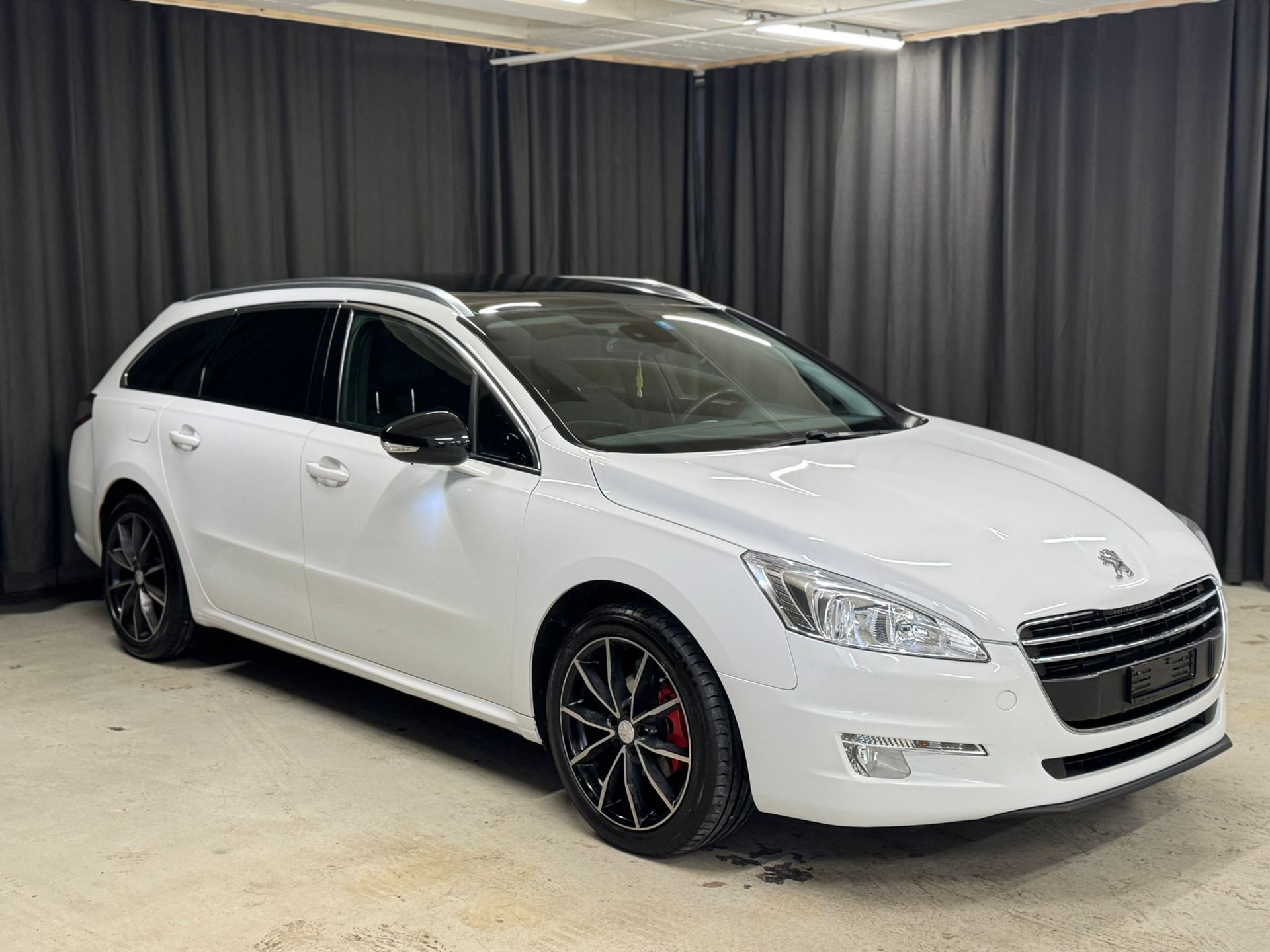 PEUGEOT 508 SW 2.0 HDI Business-image-2