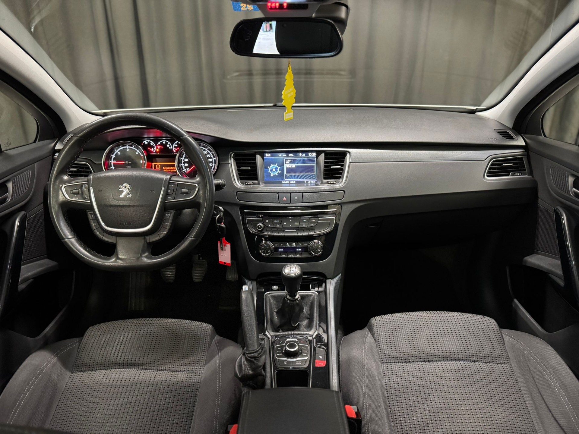 PEUGEOT 508 SW 2.0 HDI Business-image-13