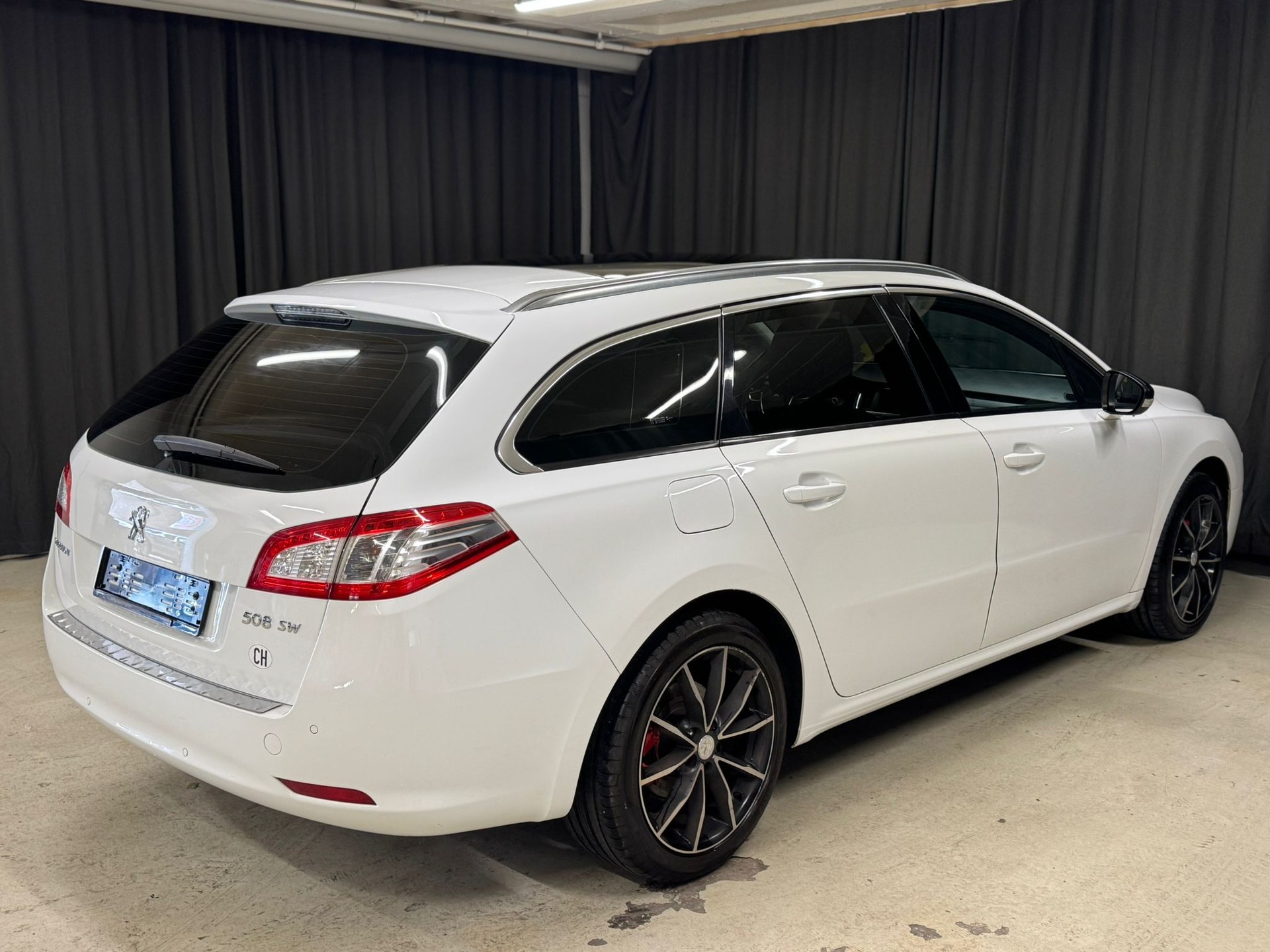 PEUGEOT 508 SW 2.0 HDI Business-image-3