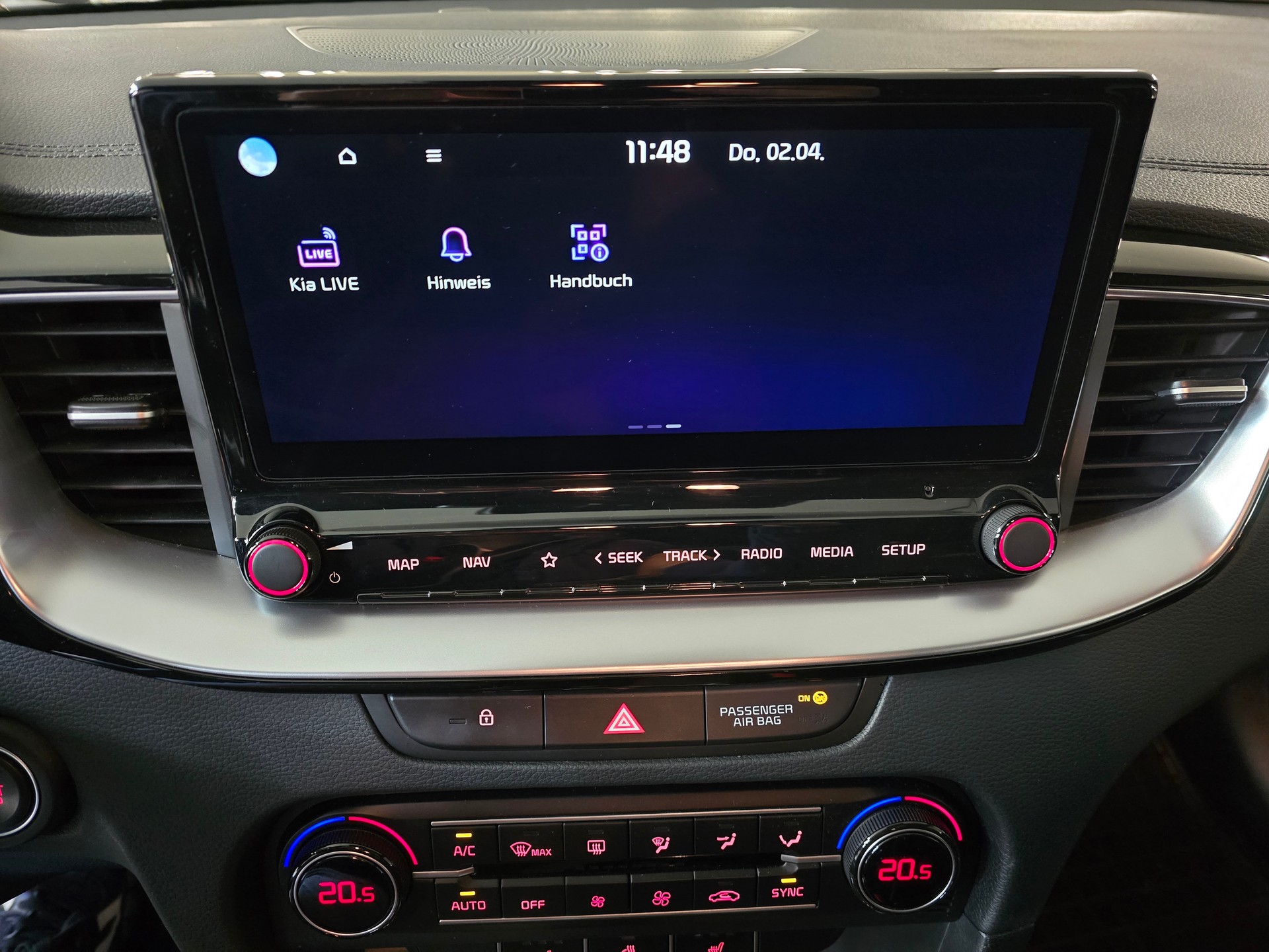 KIA ProCeed 1.5 T-GDi MHEV GT-Line DCT-image-17