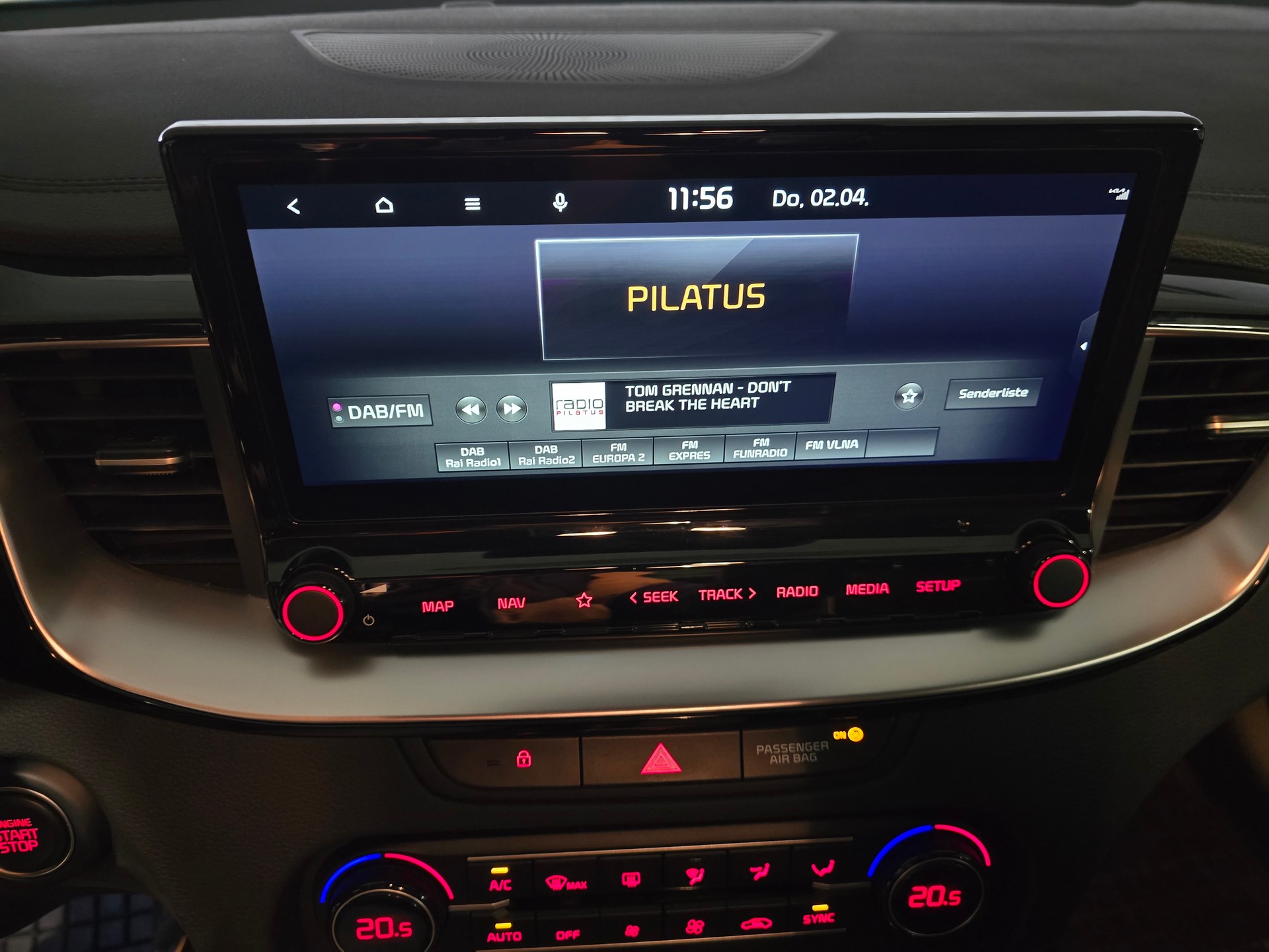 KIA ProCeed 1.5 T-GDi MHEV GT-Line DCT-image-15