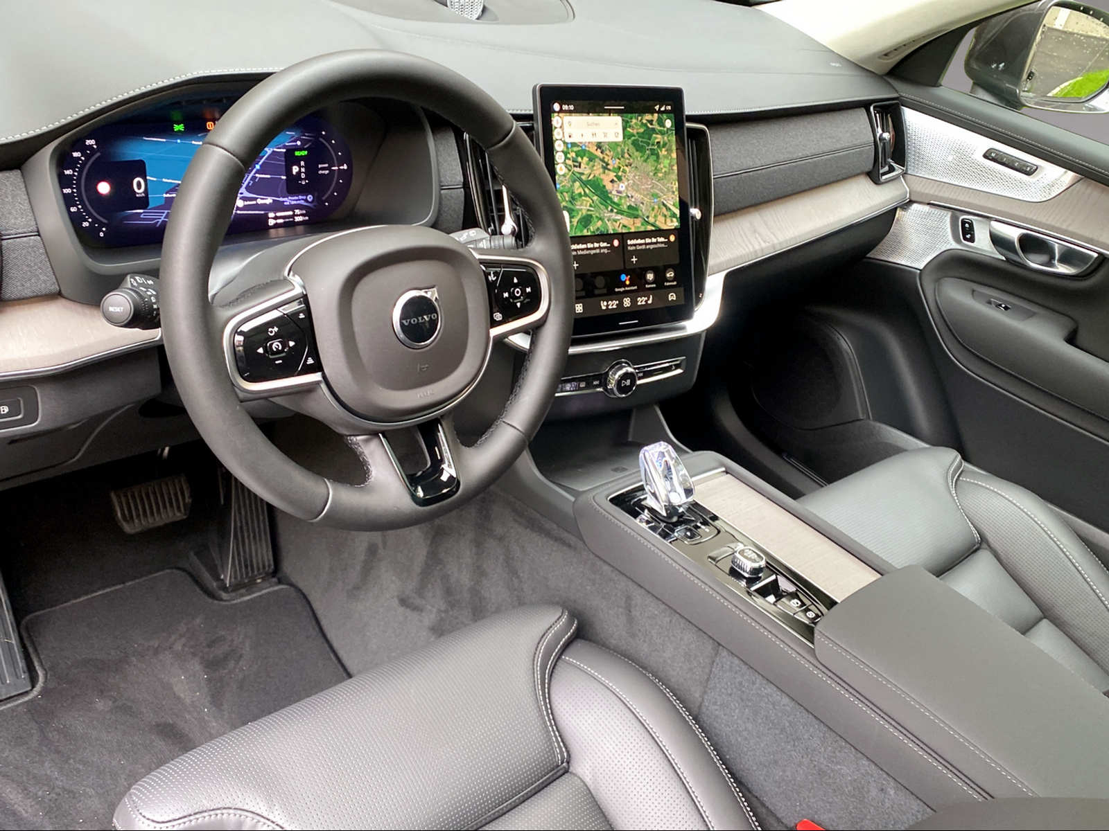 VOLVO XC90 2.0 T8 TE Ultra Bright eAWD-image-7