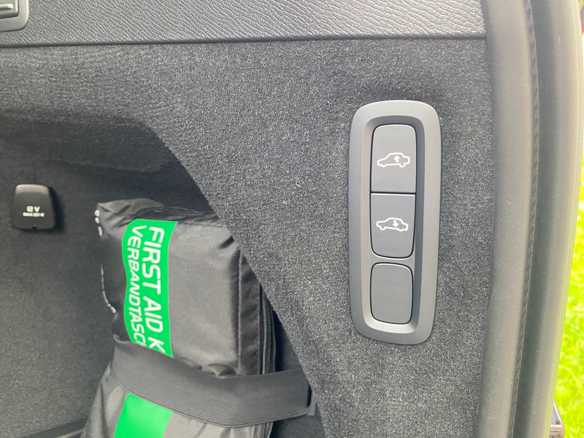 VOLVO XC90 2.0 T8 TE Ultra Bright eAWD-image-17