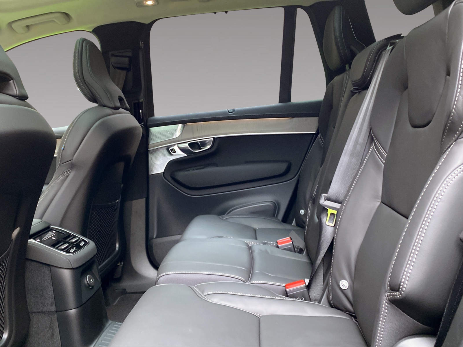 VOLVO XC90 2.0 T8 TE Ultra Bright eAWD-image-13