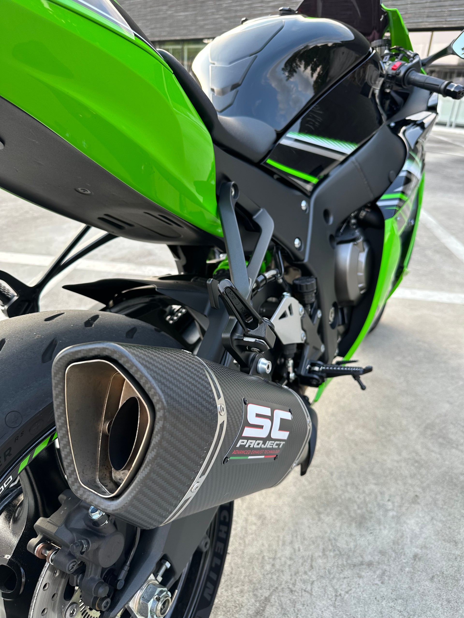 KAWASAKI NINJA ZX-10R-image-2