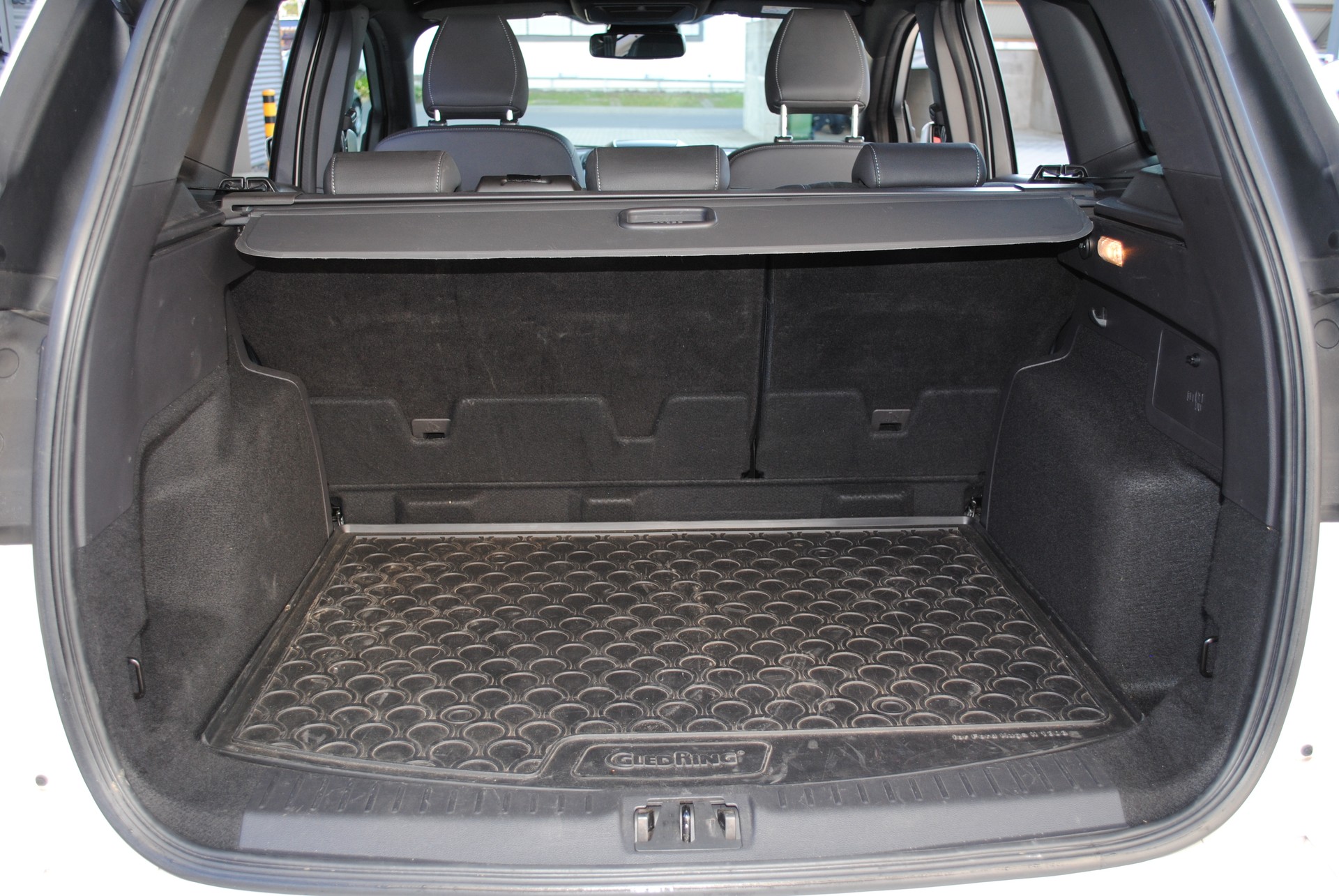 FORD Kuga 2.0 TDCi ST Line 4WD PowerShift-image-18