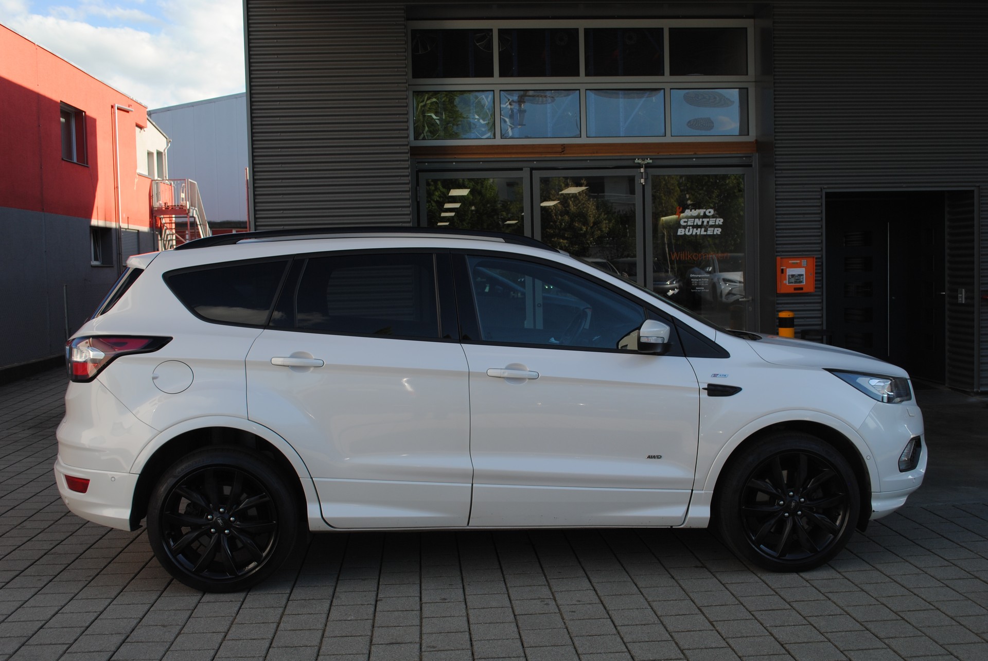 FORD Kuga 2.0 TDCi ST Line 4WD PowerShift-image-9