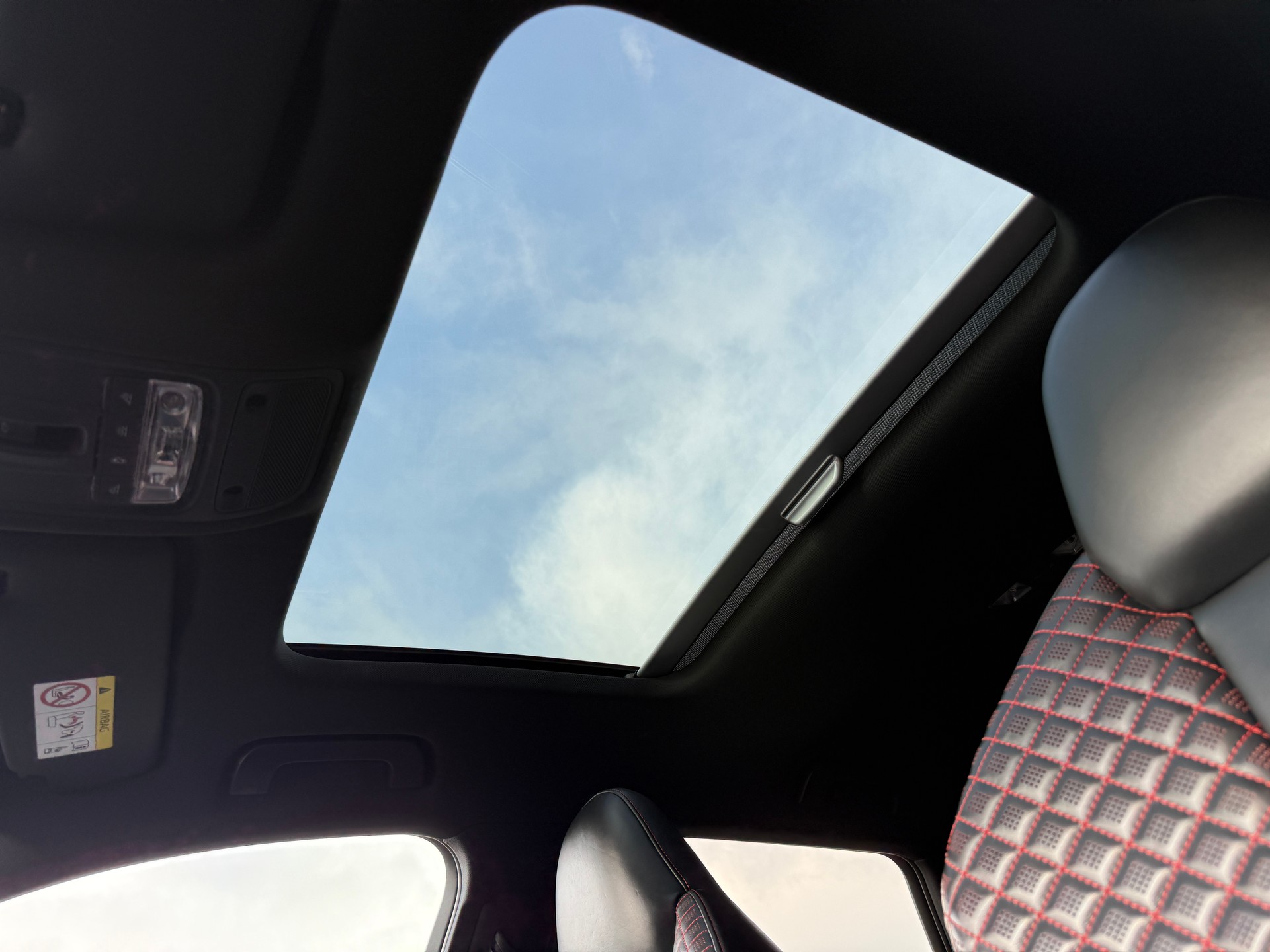 AUDI RS3 Sportback 2.5 TSI quattro S-tronic ***MAXTON DESIGN EXTERIEUR***-image-29