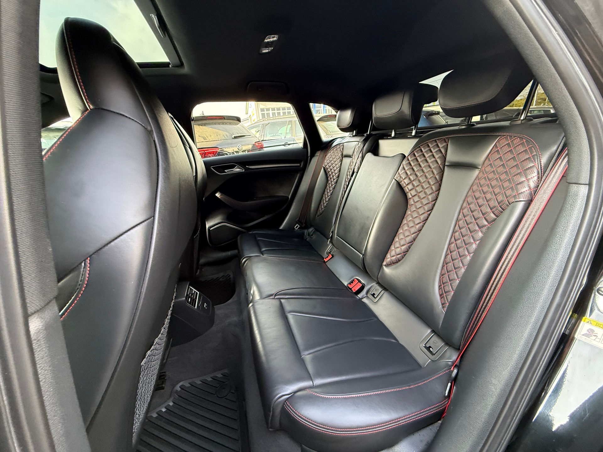 AUDI RS3 Sportback 2.5 TSI quattro S-tronic ***MAXTON DESIGN EXTERIEUR***-image-30