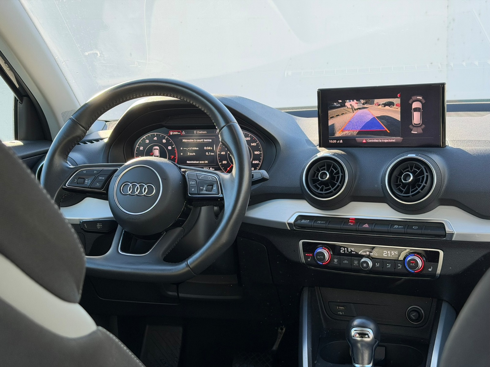AUDI Q2 2.0 TFSI sport quattro S-tronic-image-11