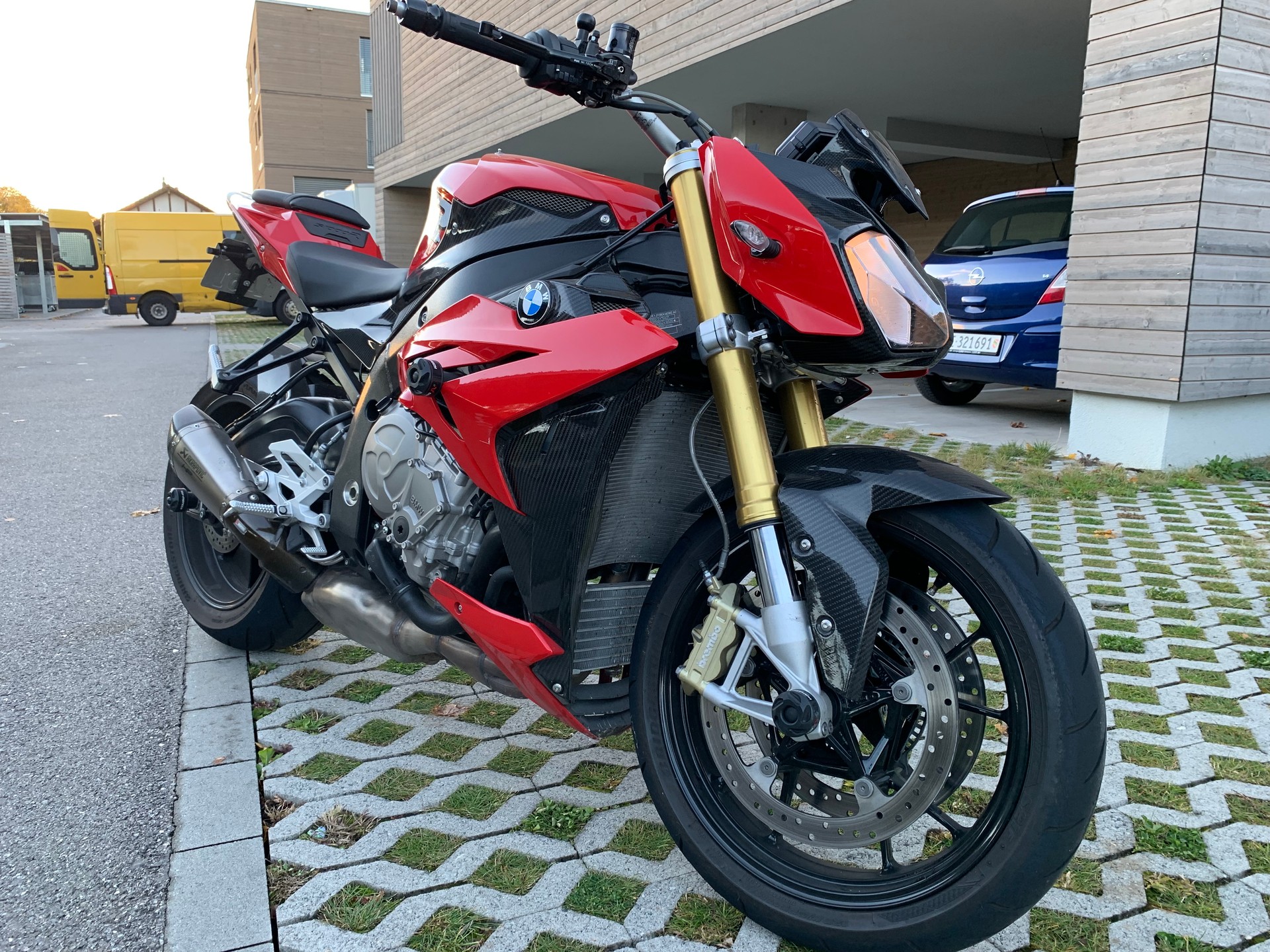 BMW S 1000 R ABS-image-0