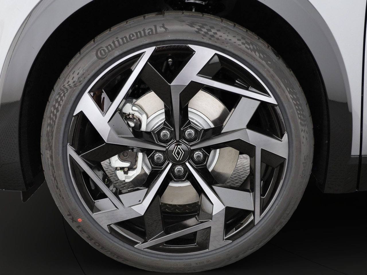RENAULT Rafale 1.2 E-Tech Plug-in Atelier Alpine-showroom-element-3