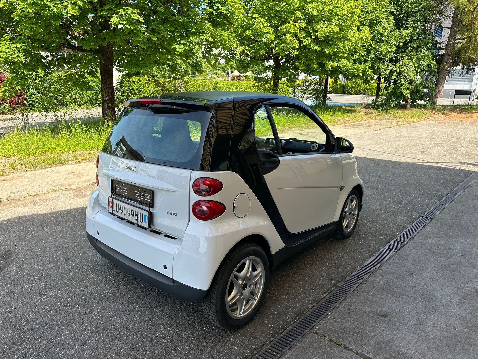 SMART fortwo swiss edition mhd softip-image-4